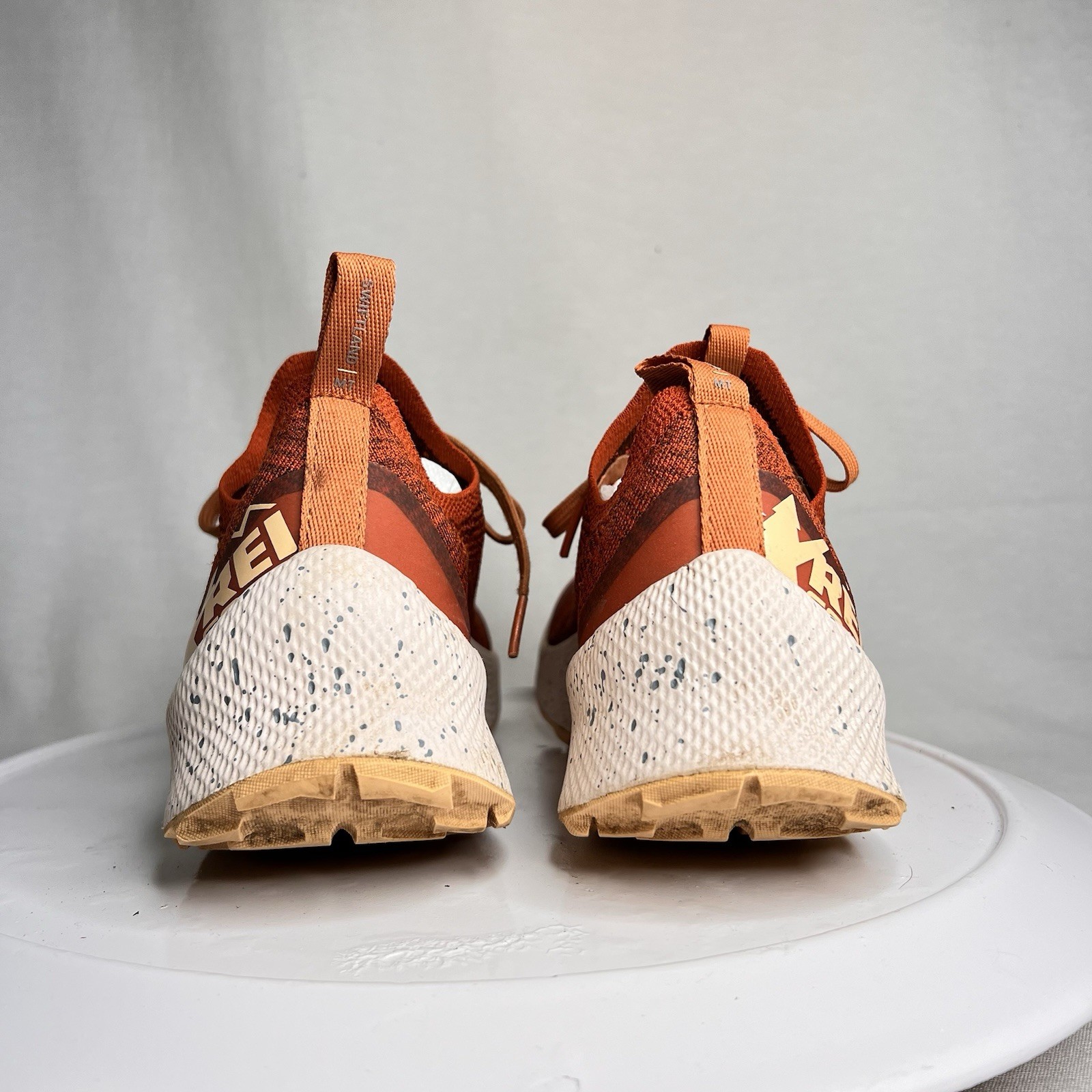 REI CO-OP Swiftland MT Trail Women’s Size 11/Men’s Sz 9.5 Orange Hiking Running