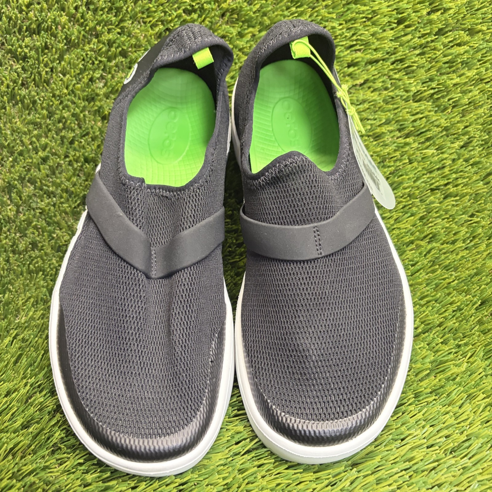 OOFOS OOmg eeZee Low Womens Size 9 Black Casual Walking Slip On Recovery Shoes