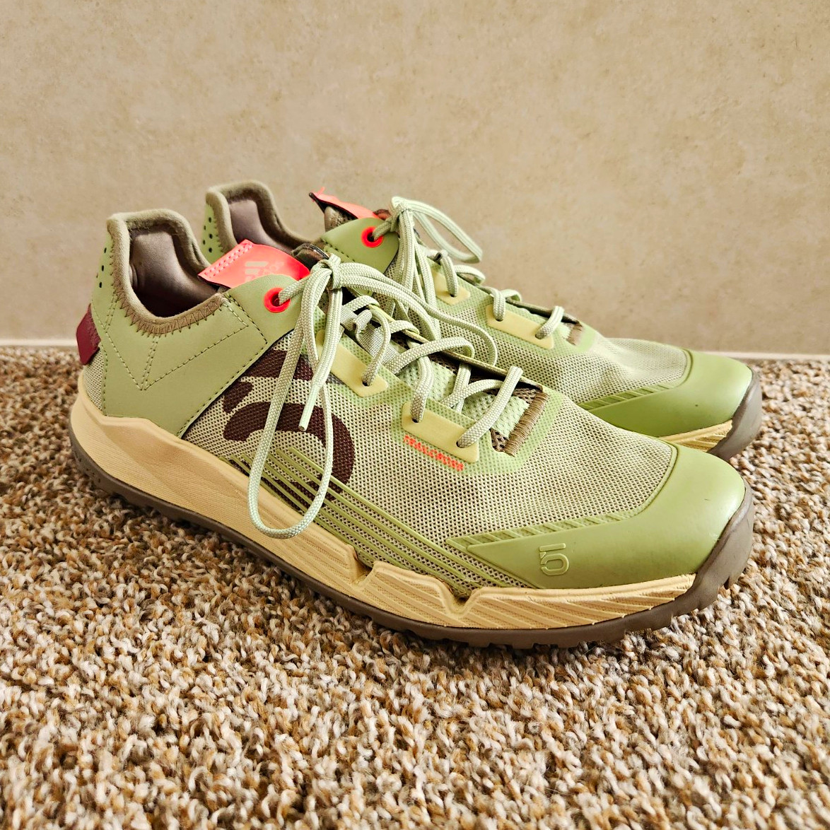 Adidas Women’s 8.5 Five Ten Trailcross Lace-Up Mesh Sneaker Shoes Green GY5119