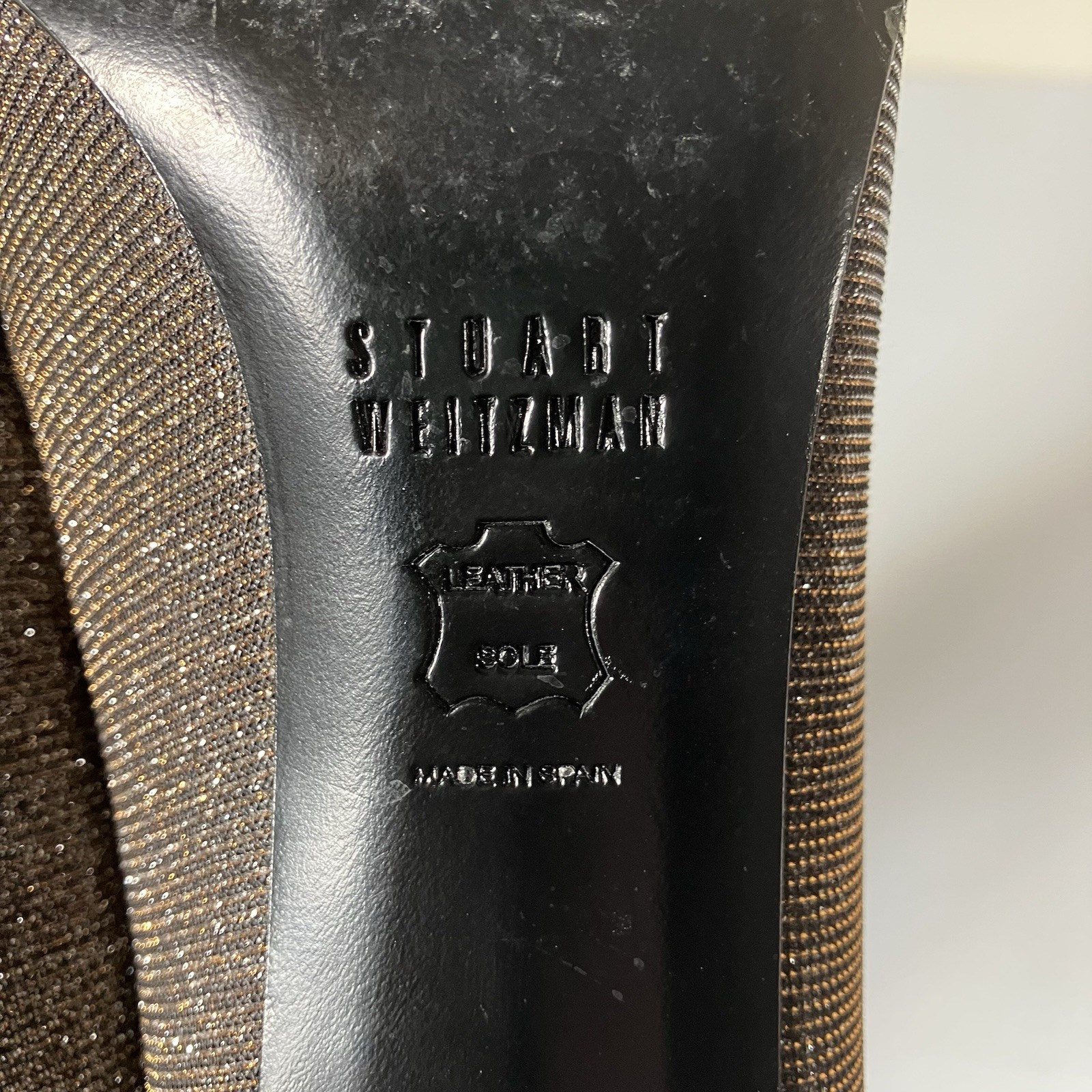 Stuart Weitzman Pyrite Nocturn Glitter Bowover Peep Toe Pumps size 7.5