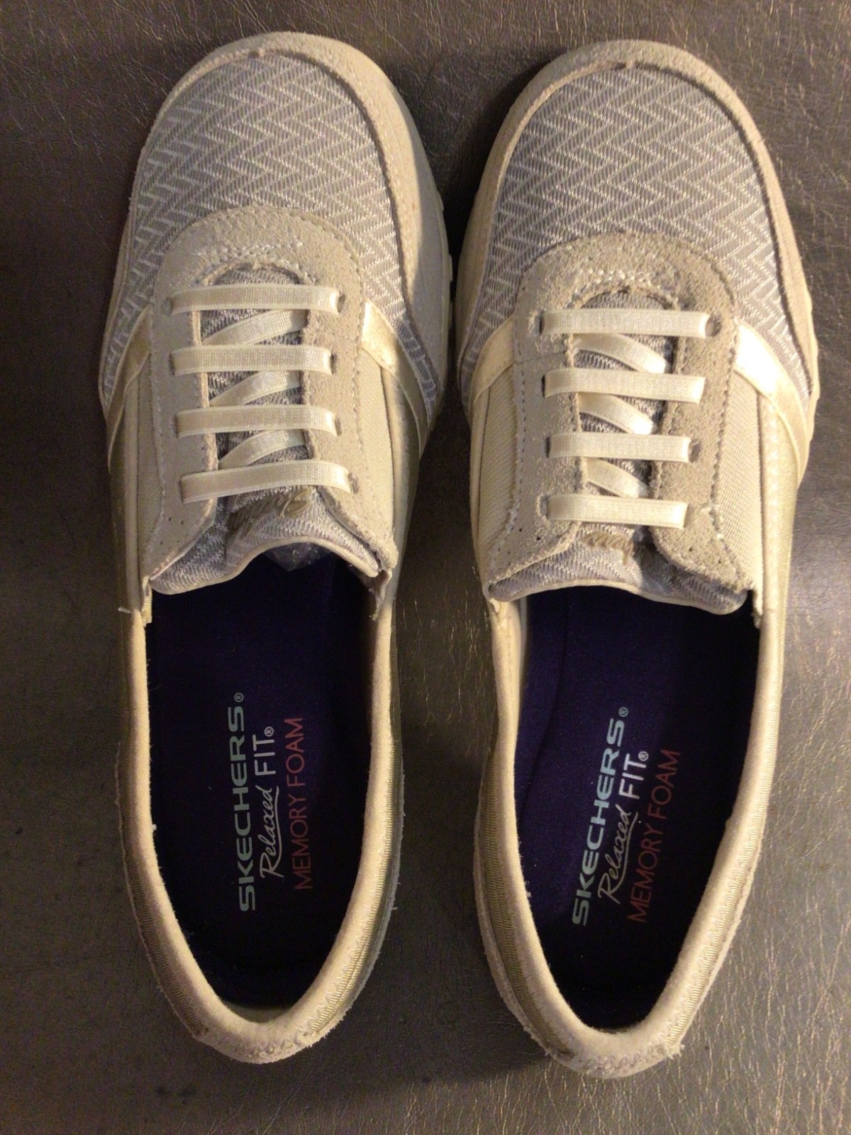 SKECHERS Relaxed Fit Slip-On Memory Foam 22495 Sneakers BEIGE Size 7.5