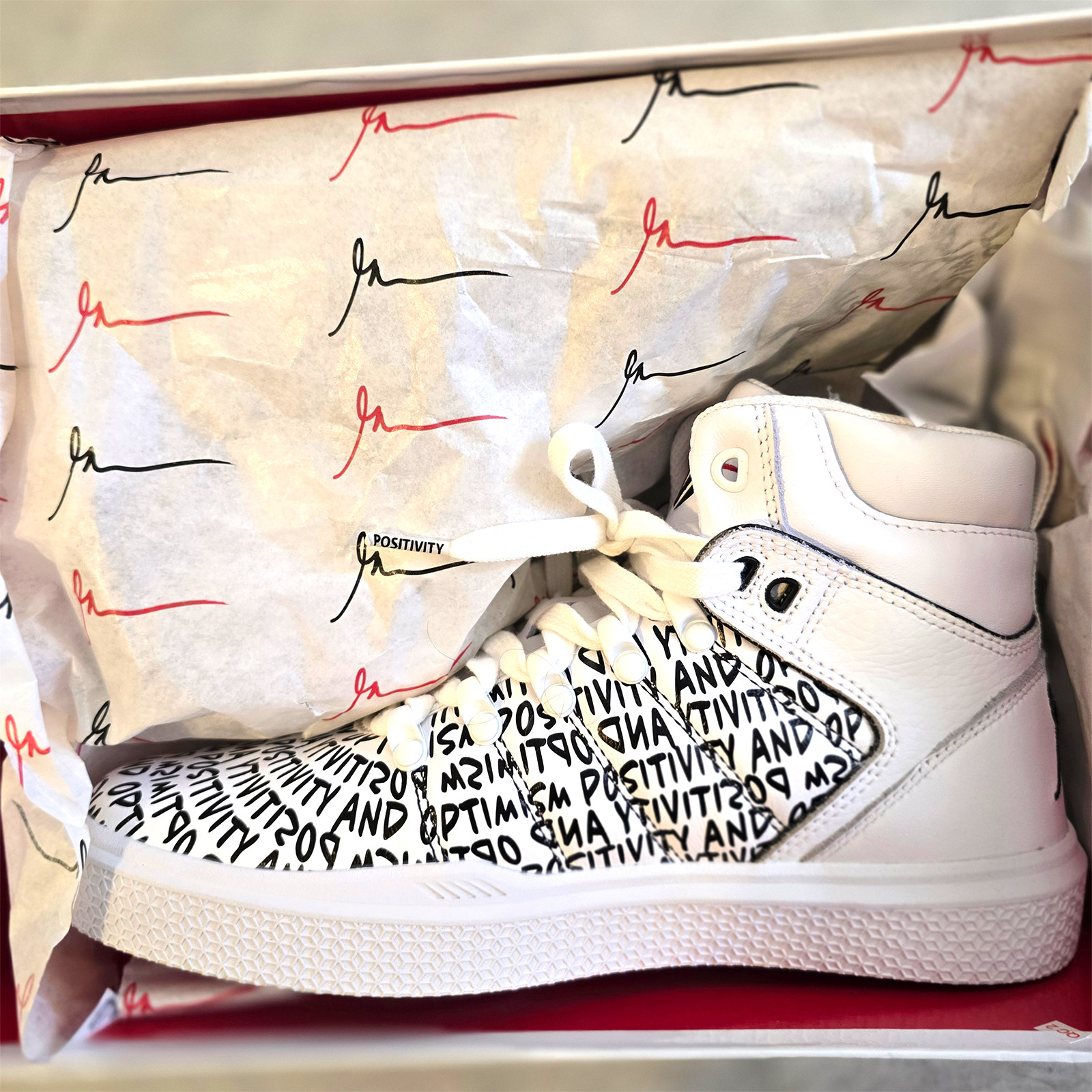 BRAND NEW K-SWISS GARY VEE 004 Positivity Optimism Rare Ltd Ed Sneakers 9 NIB