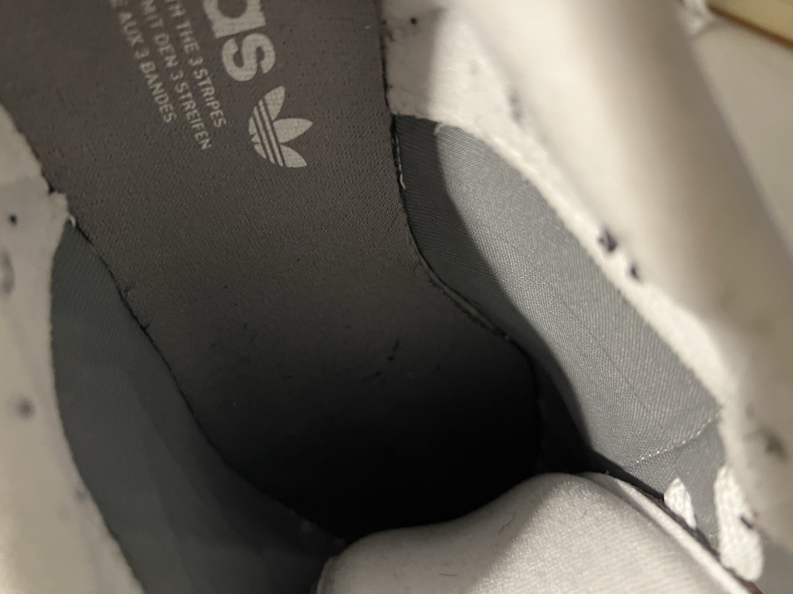 Adidas Campus Men’s 7.5 Gray & White Shoes