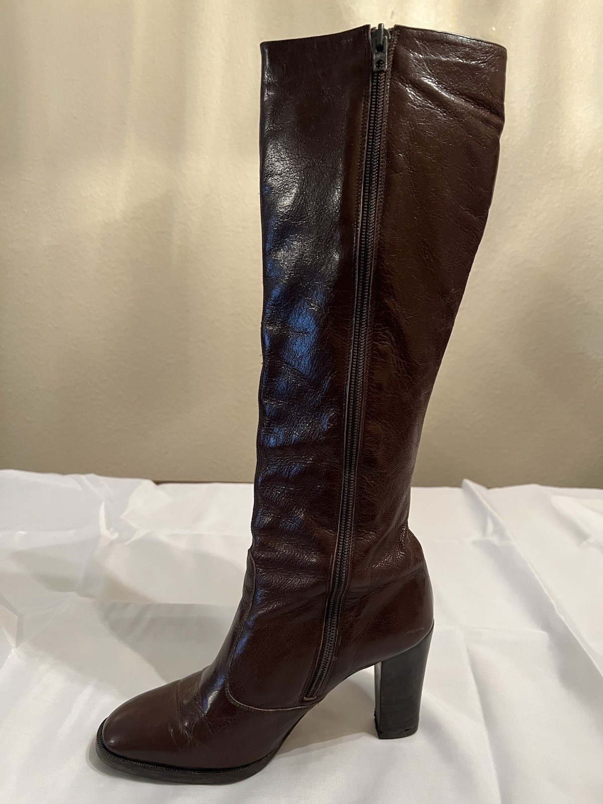 70s Vintage Halston Brown Leather Knee High Boots Womens 7M Block Heel Zip Italy