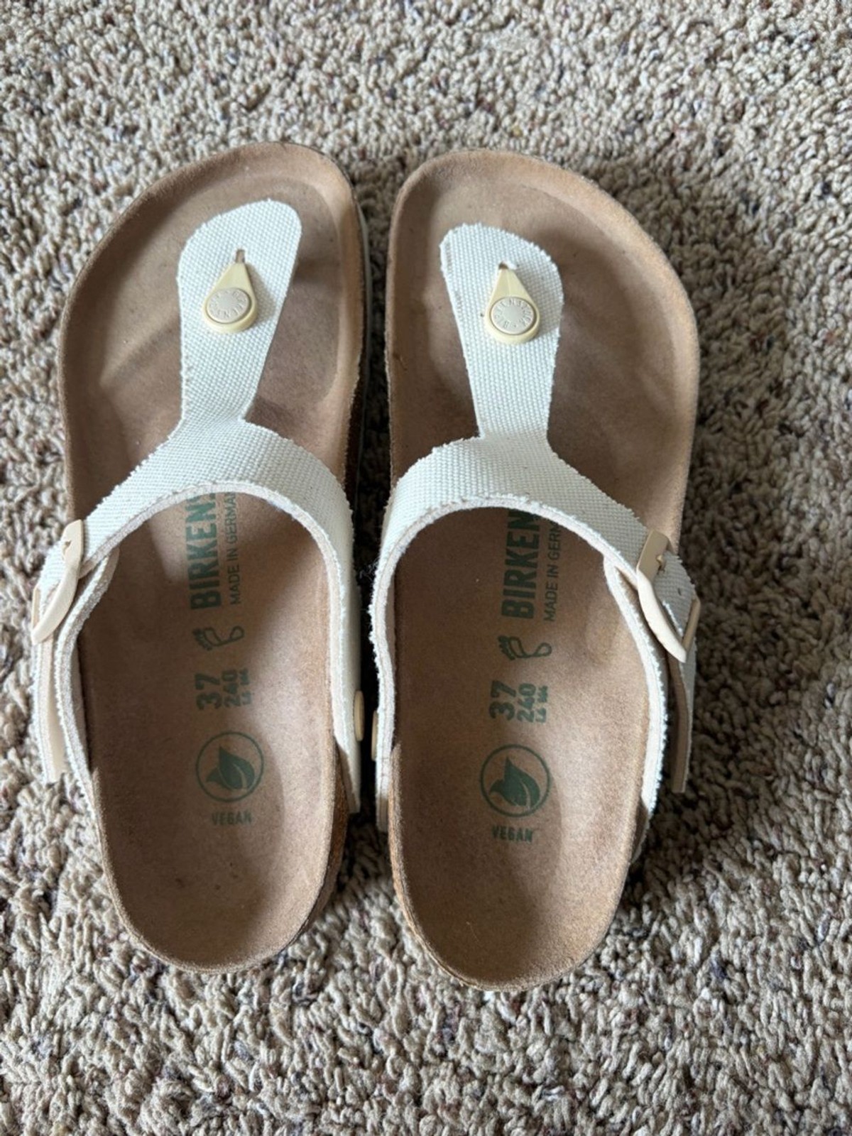 Birkenstock Gizeh Vegan Textile Sandals, Vegan Canvas Eggshell Sz 37 EU / 6-6.5