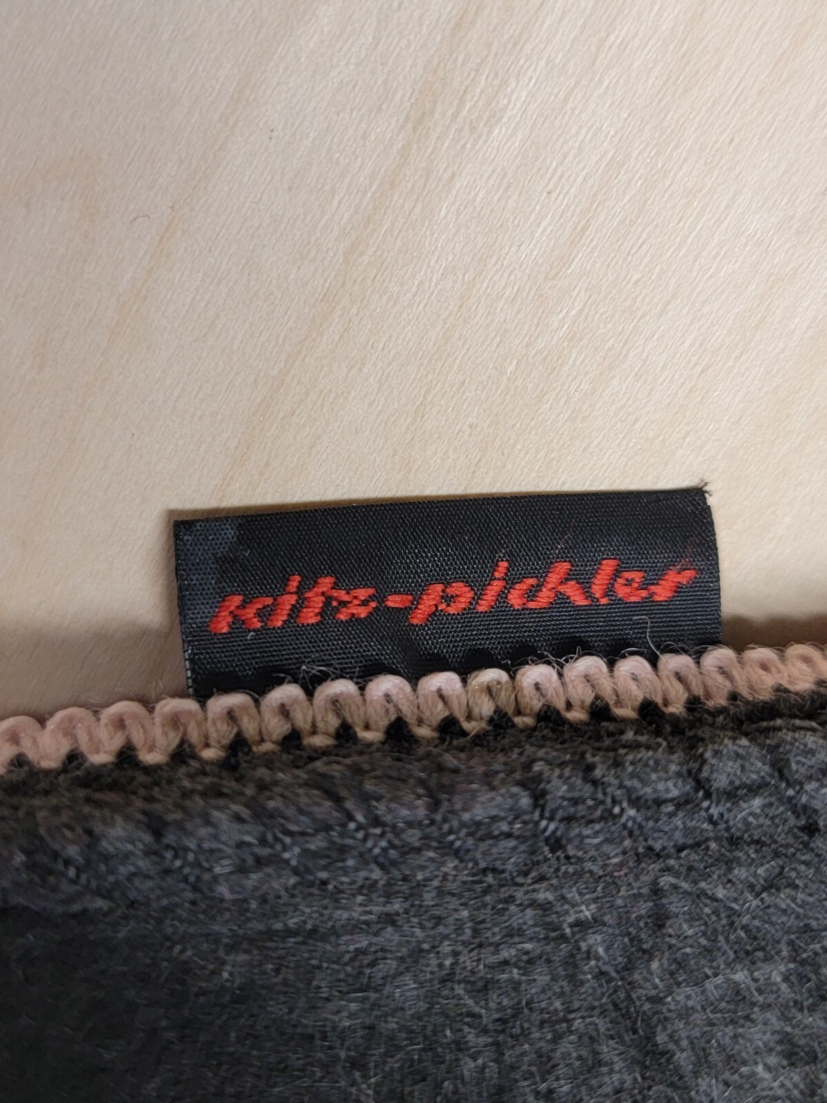Kitz Pichler Austria Boiled Wool Hot Pink Slippers Women’s House Shoes Sz 37 EUR