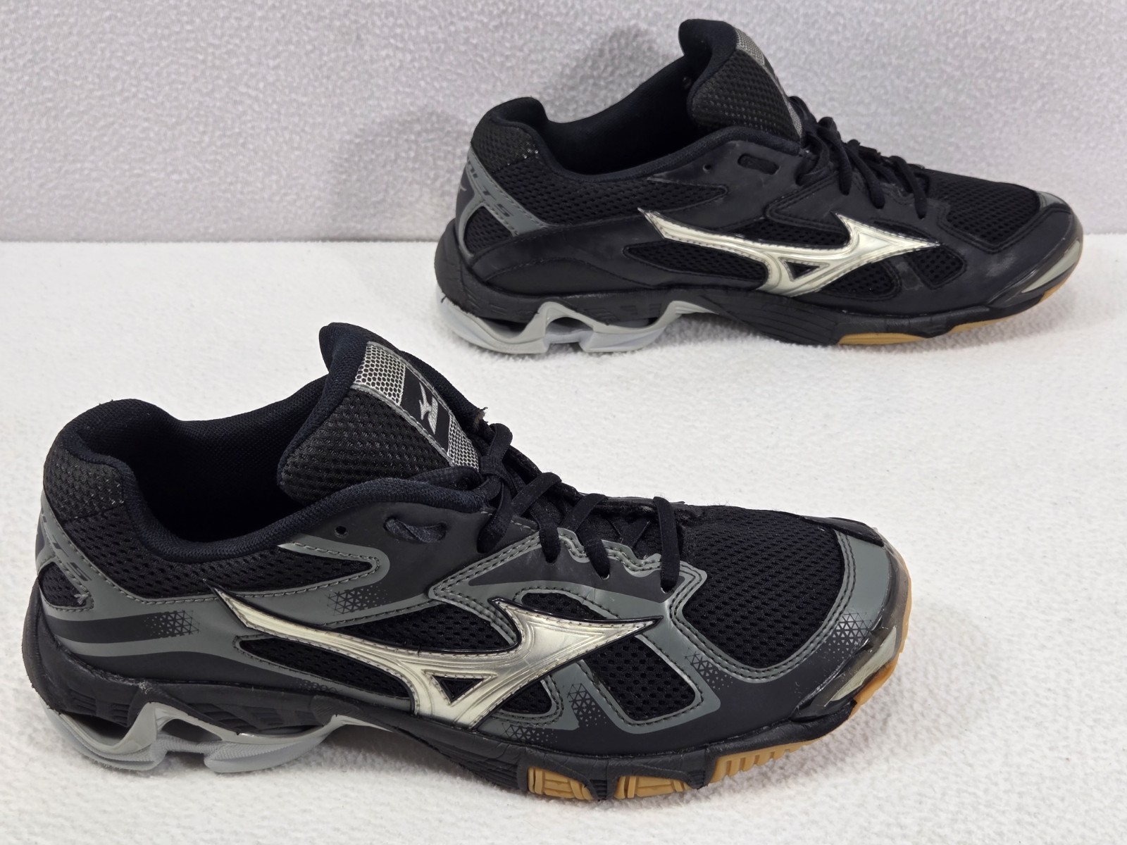 Mizuno Wave Bolt 5 Shoes Women’s Size 10W Black/Gray Volleyball