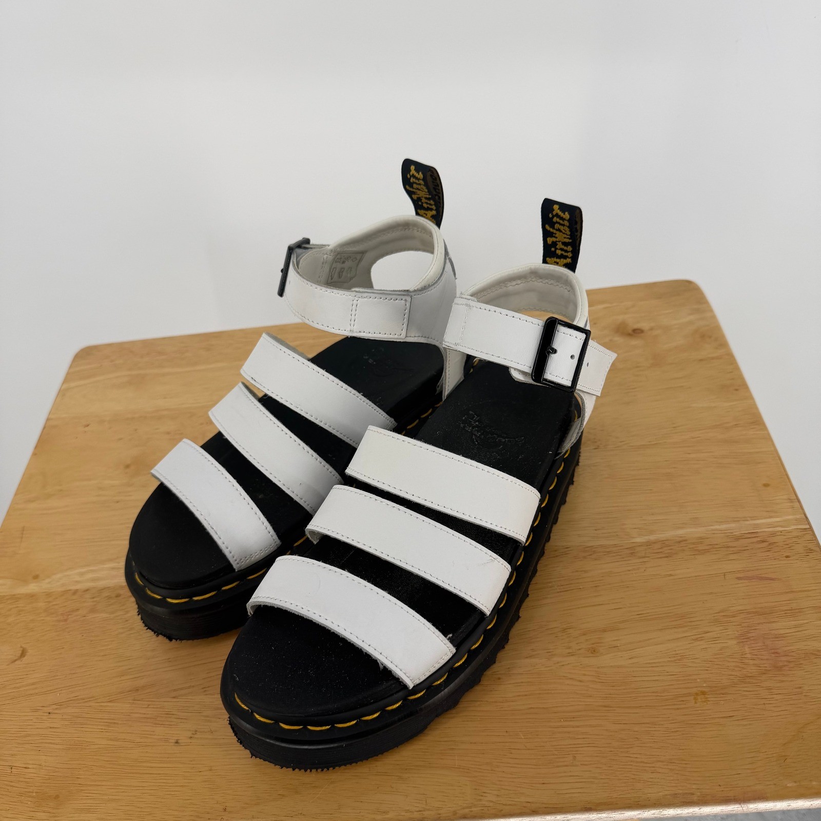 Dr. Martens Blaire Sandals Womens 7 White Leather Platform Strappy Grunge Chunky