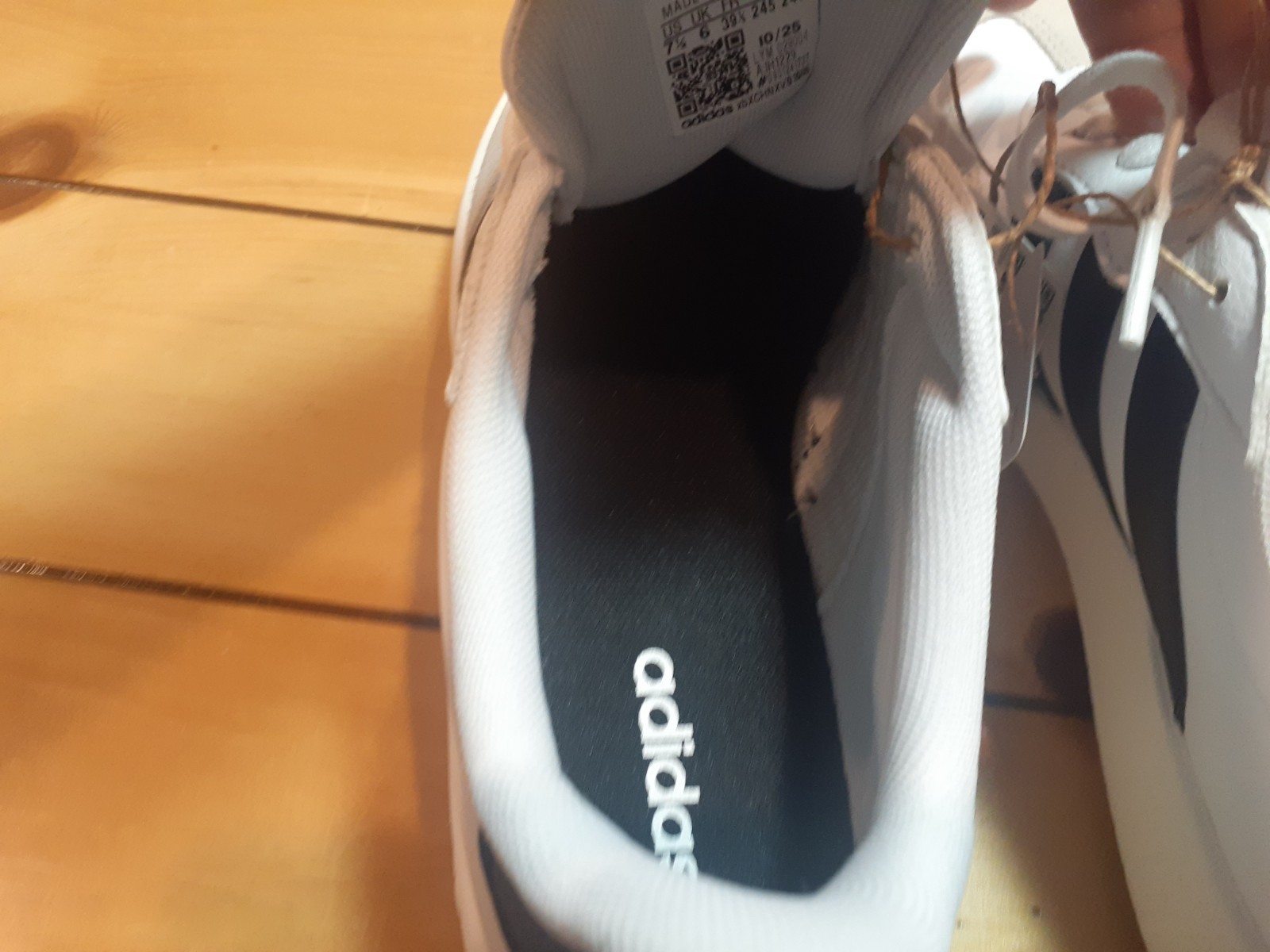 Adidas Barreda Decode white and black womens us size 7.5