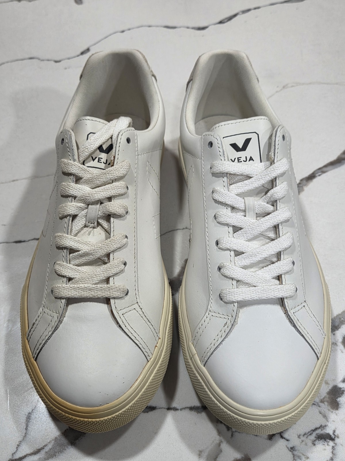 Veja Esplar Leather Extra White Size 7 Women’s 40 EU Made in Brazil EA0200001B