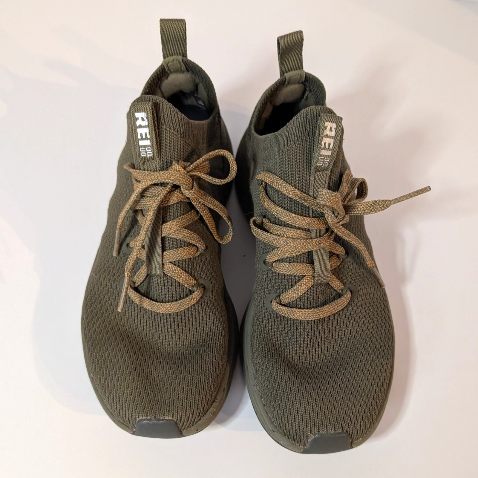 REI CoOp Beyonder Athletic Outdoor Hiking Shoes Olive Green Trailbed, Womens 7.5