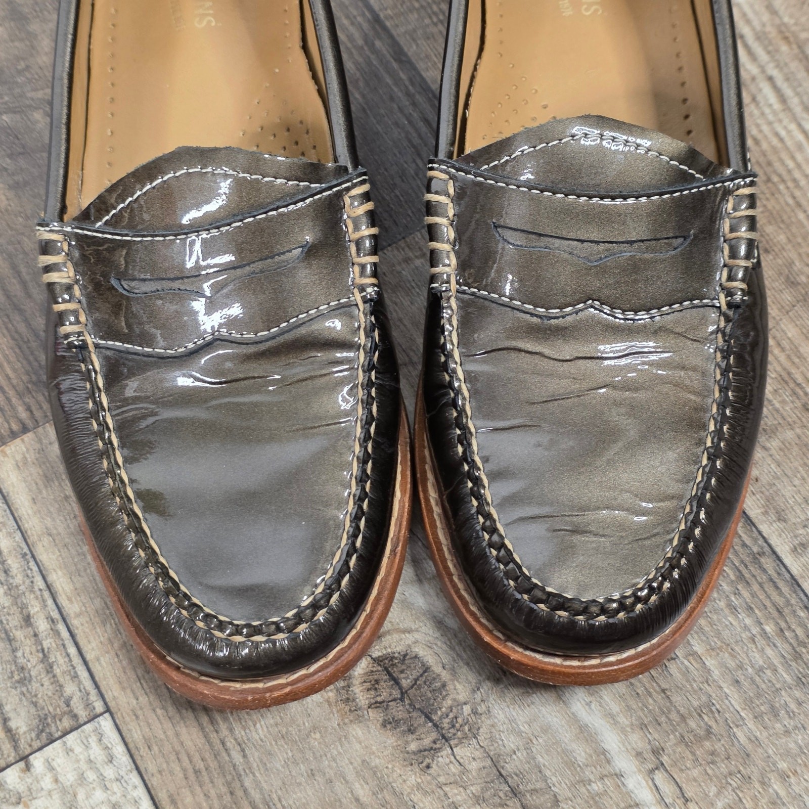 GH Bass Weejuns Patent Leather Penny Loafers Size 7 Preppy Fall Dark Academia
