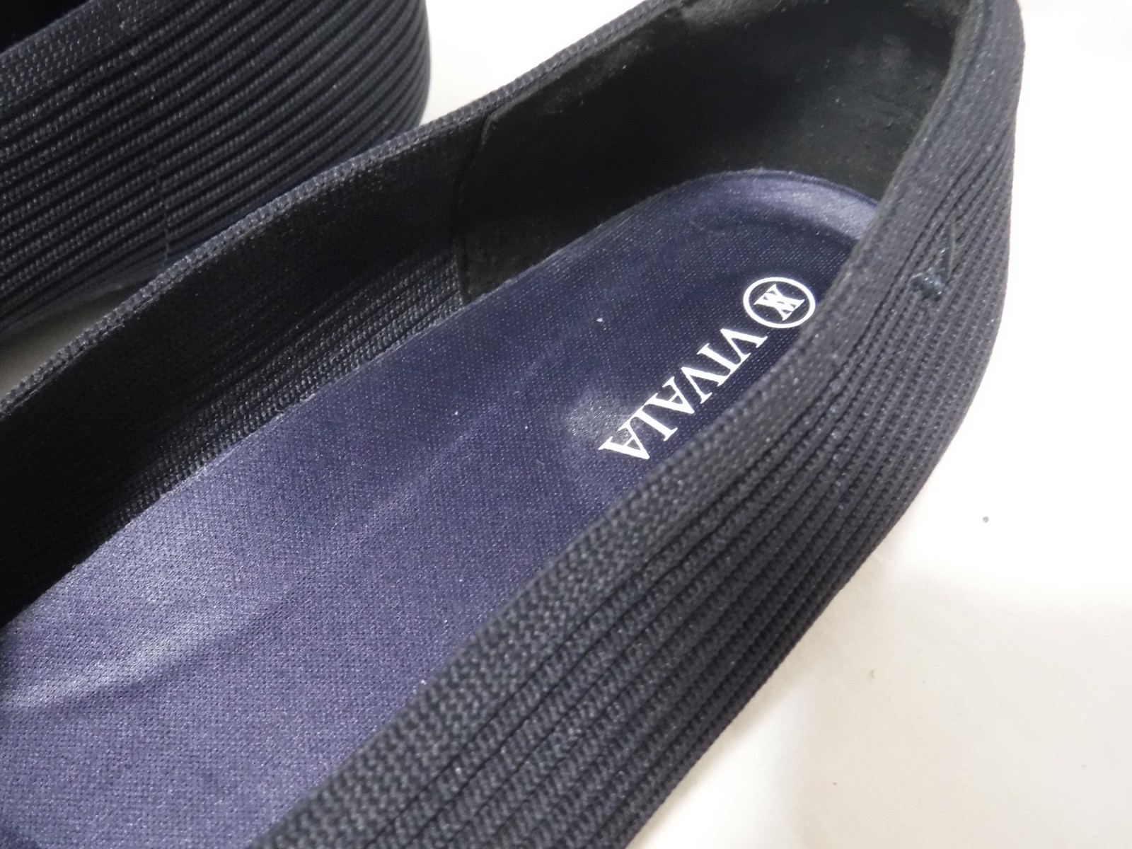 Women’s VIVAIA Margot Navy Blue V-Cut Ribbed Knit Square Toe Ballet Flats 38 7