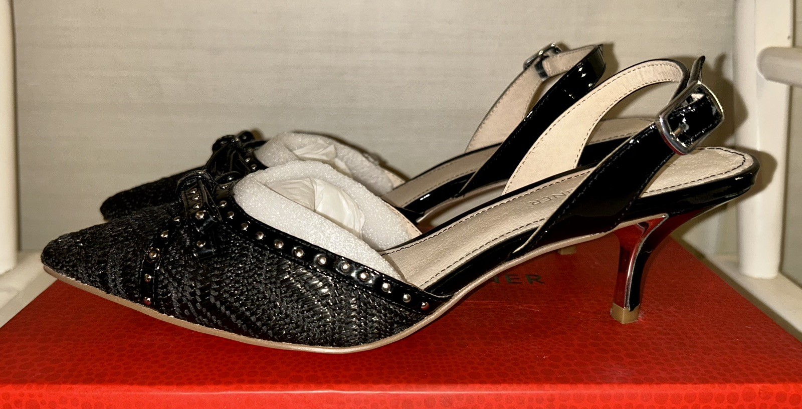 Donald J Pliner “Dede Kitten” Sling Bow Pumps Black Raffia Studded Leather 9B
