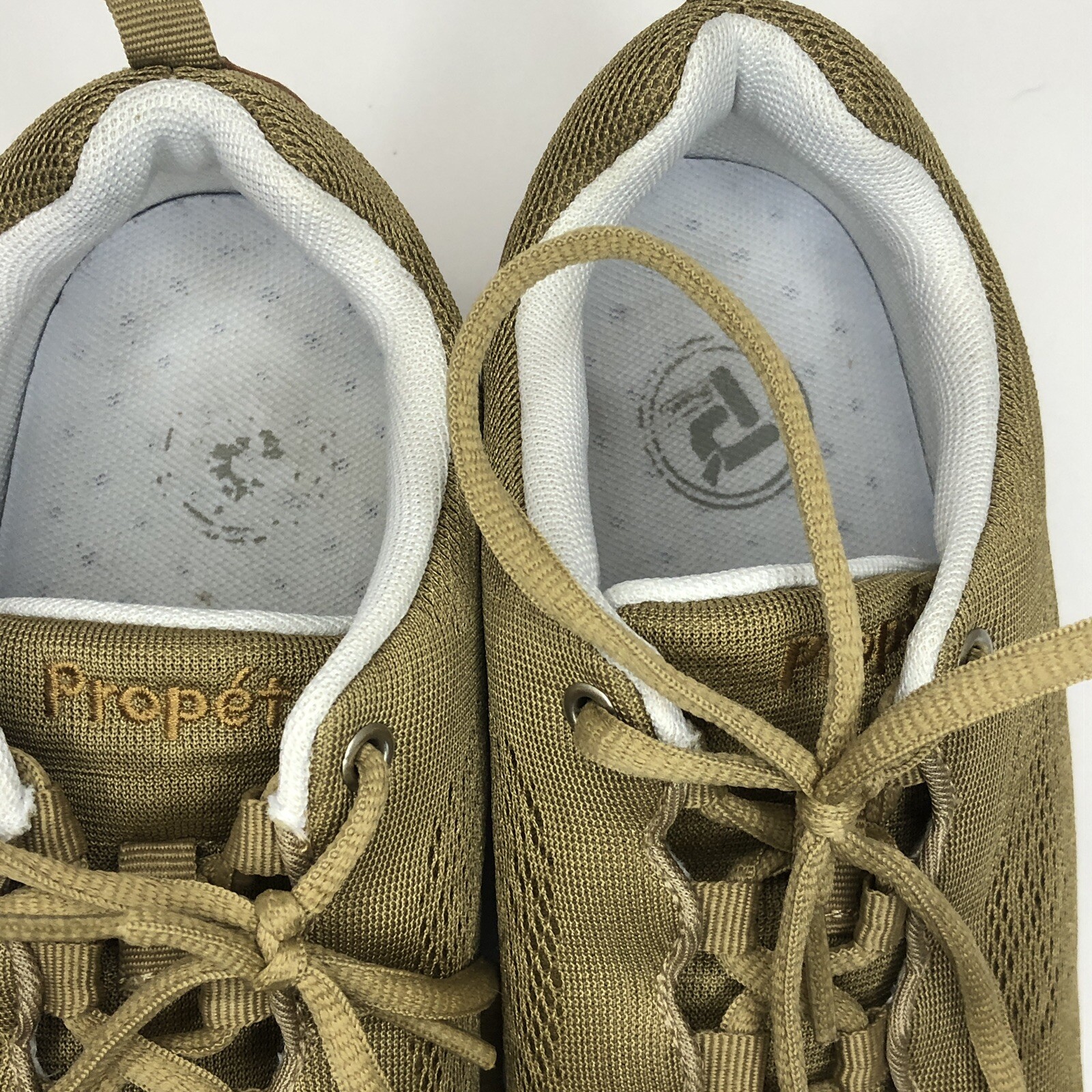 Propet Women’s Size 9 Travelactiv Walking Honey Sneaker W5102 Super Lightweight