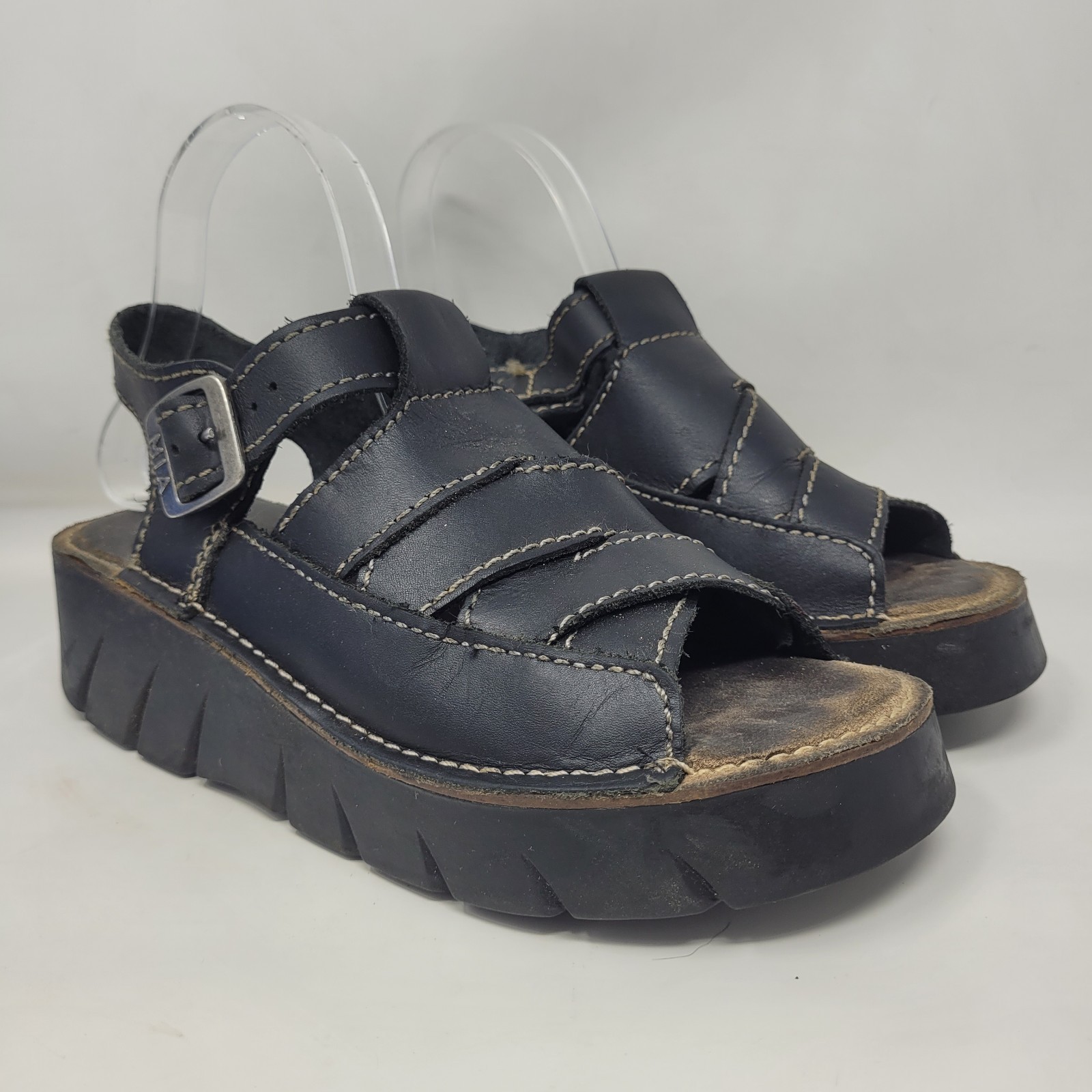 Vintage MIA Sandals 8.5 Black Leather Chunky Grunge Indie Fisherman Y2K Platform