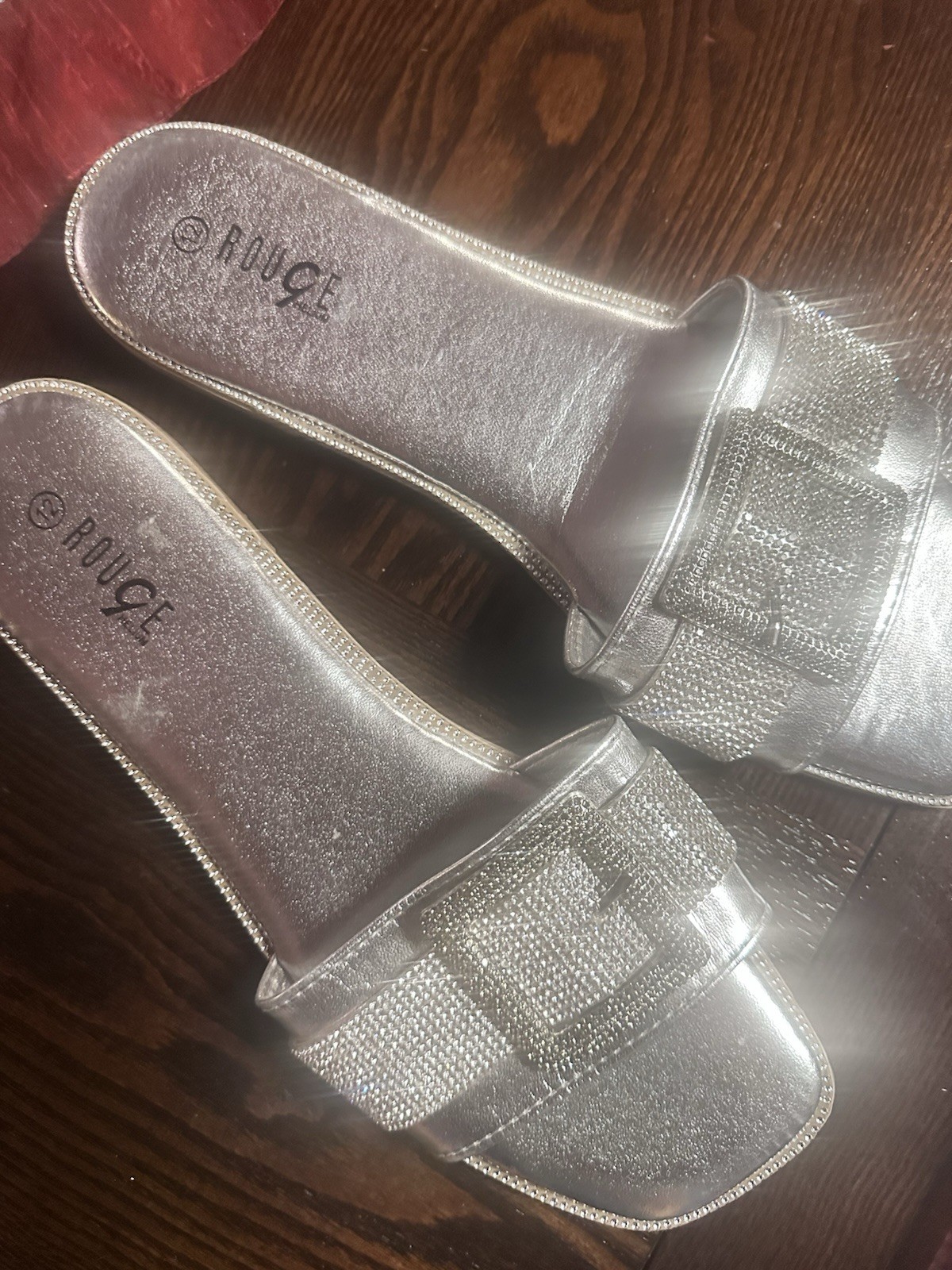 Rouge Helium Glitter Silver Slip-On Flat Sandals Women’s Size 12M