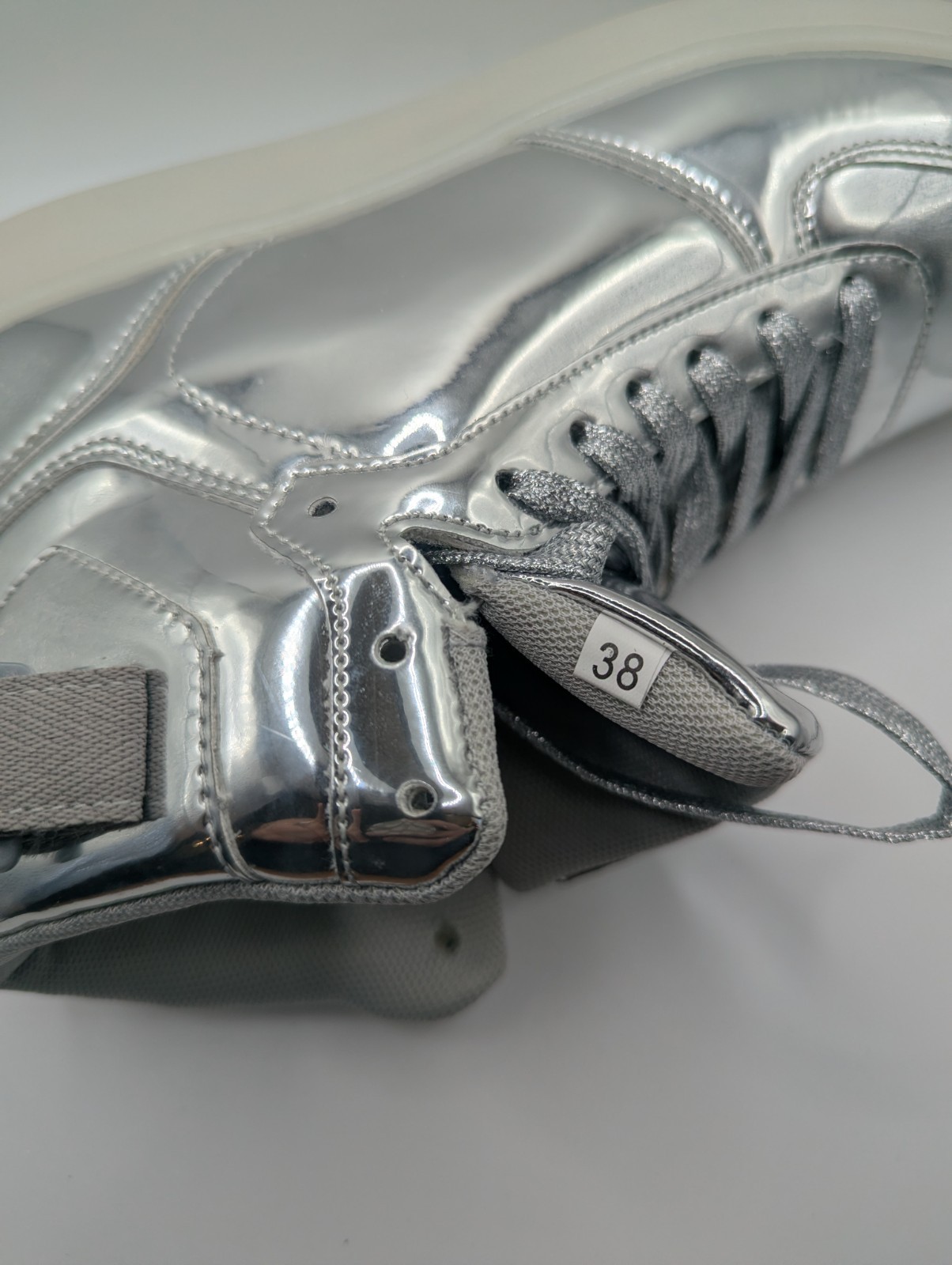 Silver Metallic LED Light Up High Top Sneakers Women’s 8 EU 38 Rechargeable Shoe