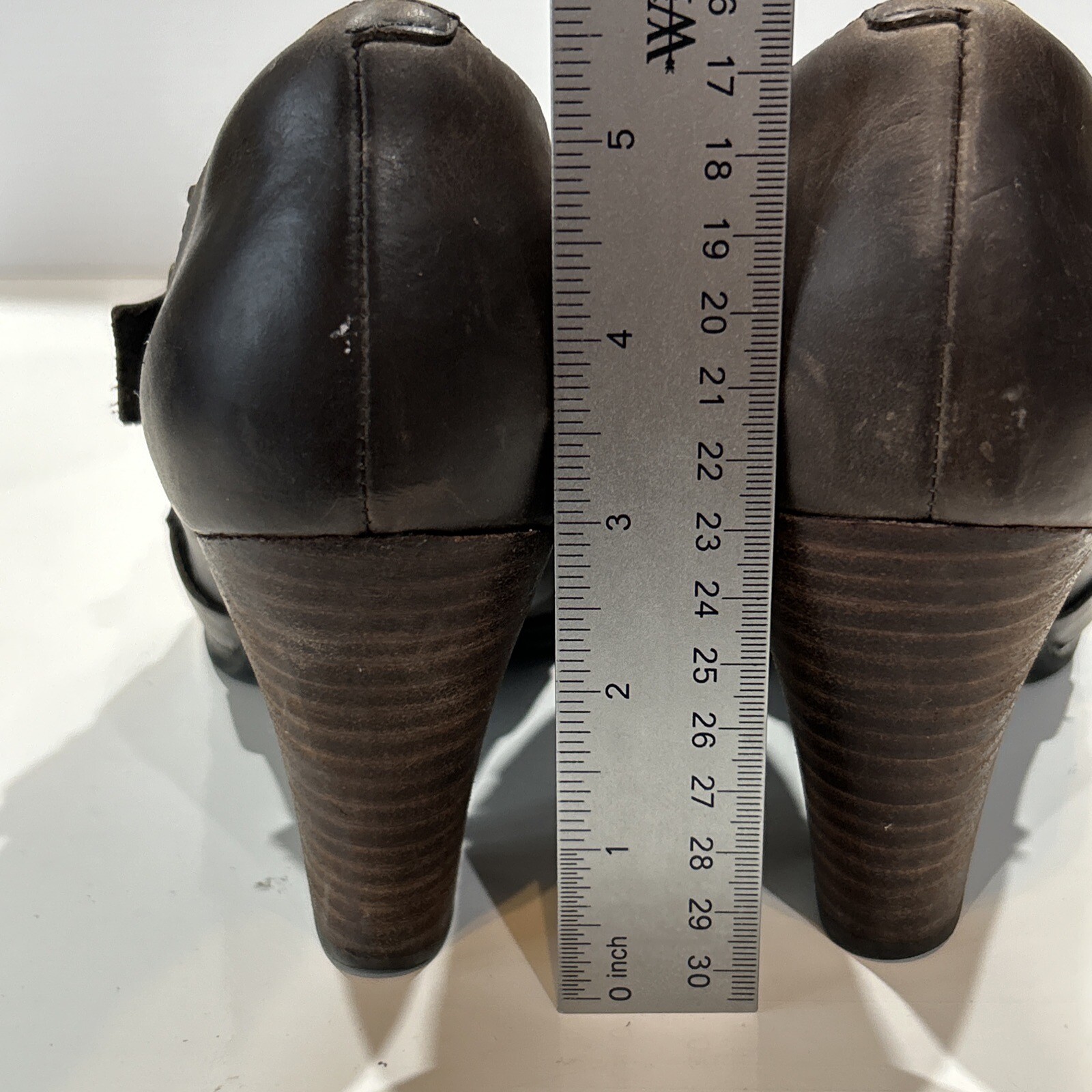 Clarks Indigo Brownish Gray Leather Moto Booties Heeled Ankle Boots Zip Women 9