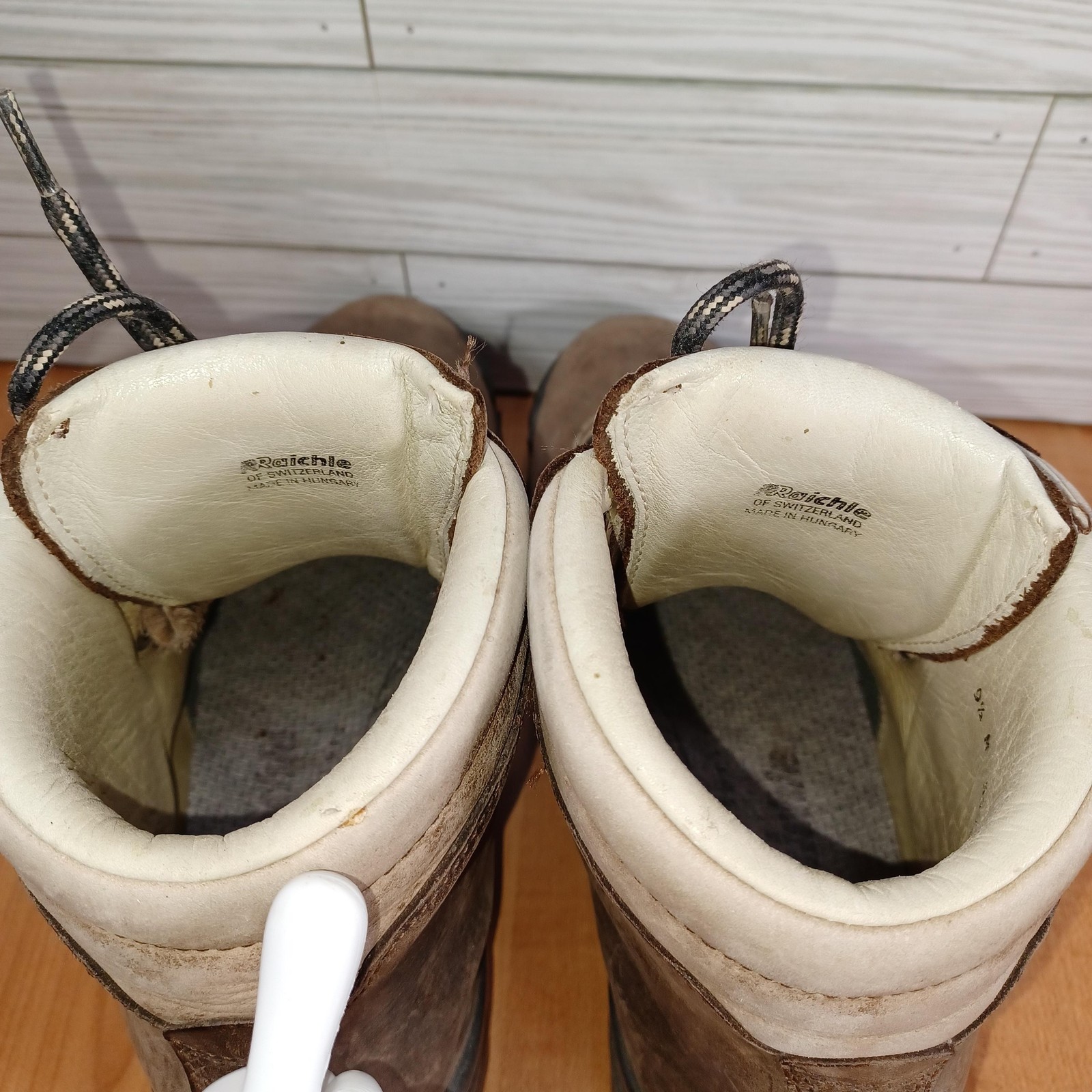Vintage Raichle REI Boots Womens 9.5 M Distressed Mountaineering Made Hungary