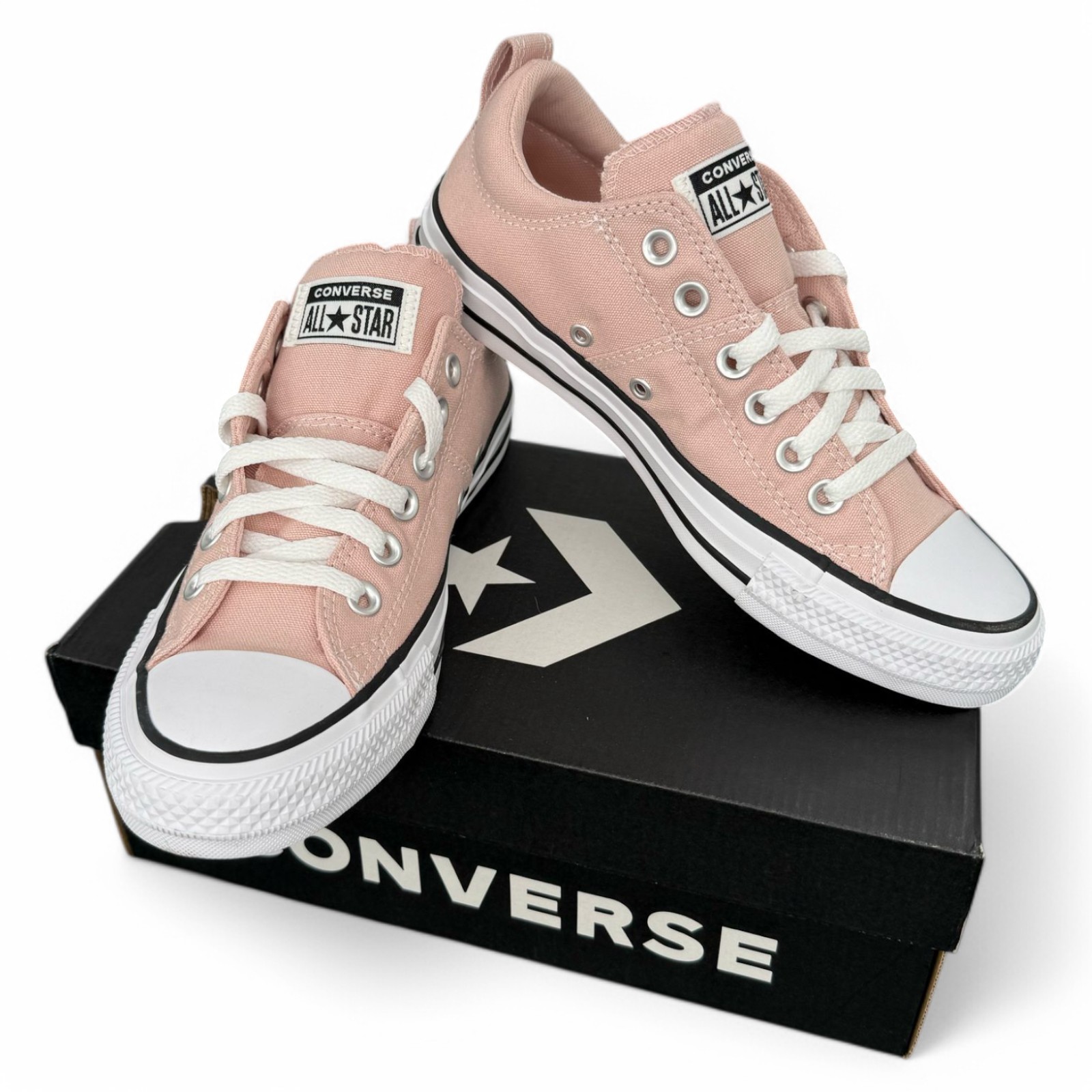 Converse Chuck Taylor Madison Ox Low Women Size 6, 6.5, 7.5 NEW WITH BOX