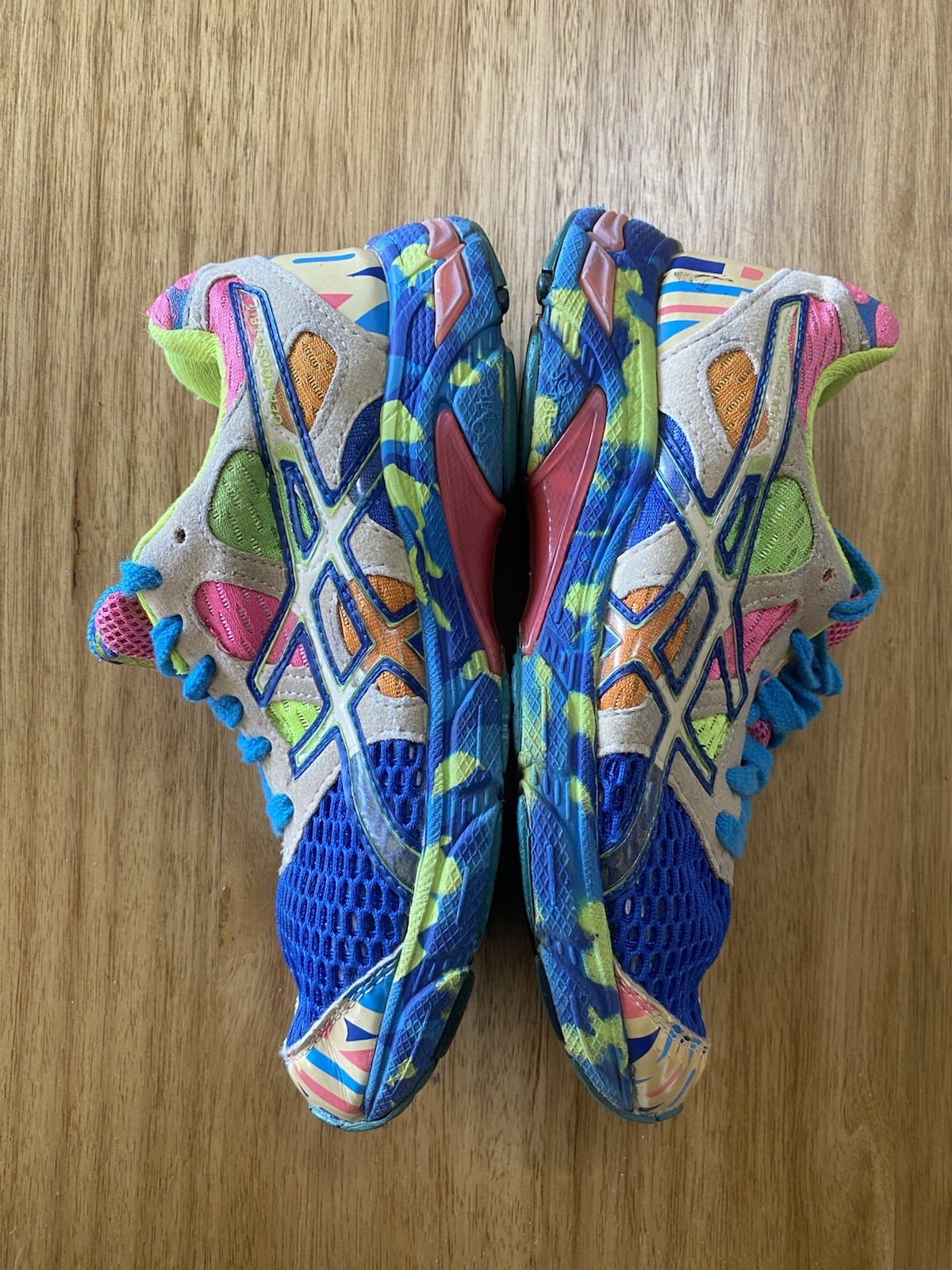 Womens Asics Gel Noosa Running Shoes / Multicoloured / Size 7 US / EUR 30