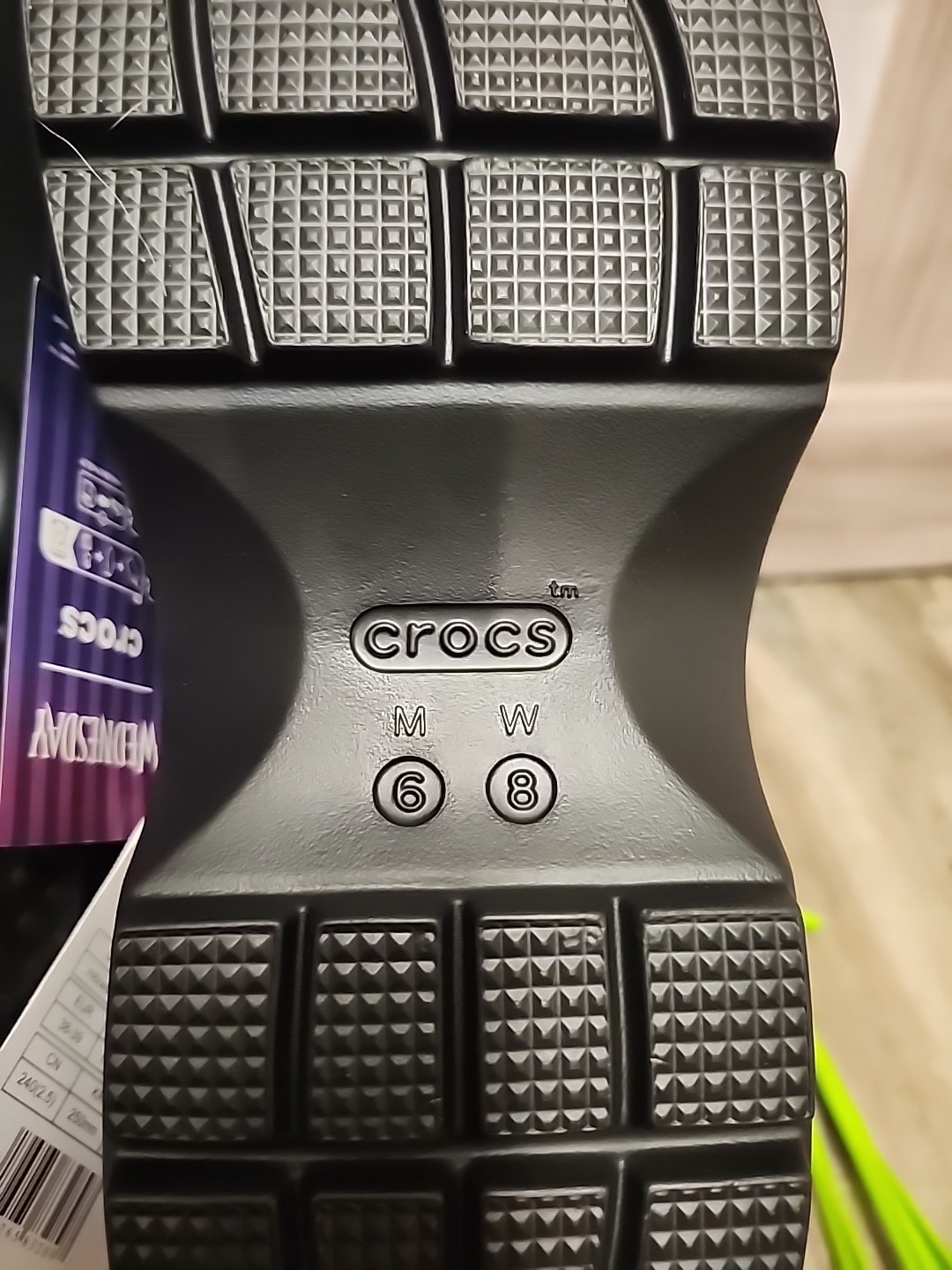 WEDNESDAY ADDAMS X CROCS STOMP CLOGS NWT NEW IN BAG Size W8 / M6