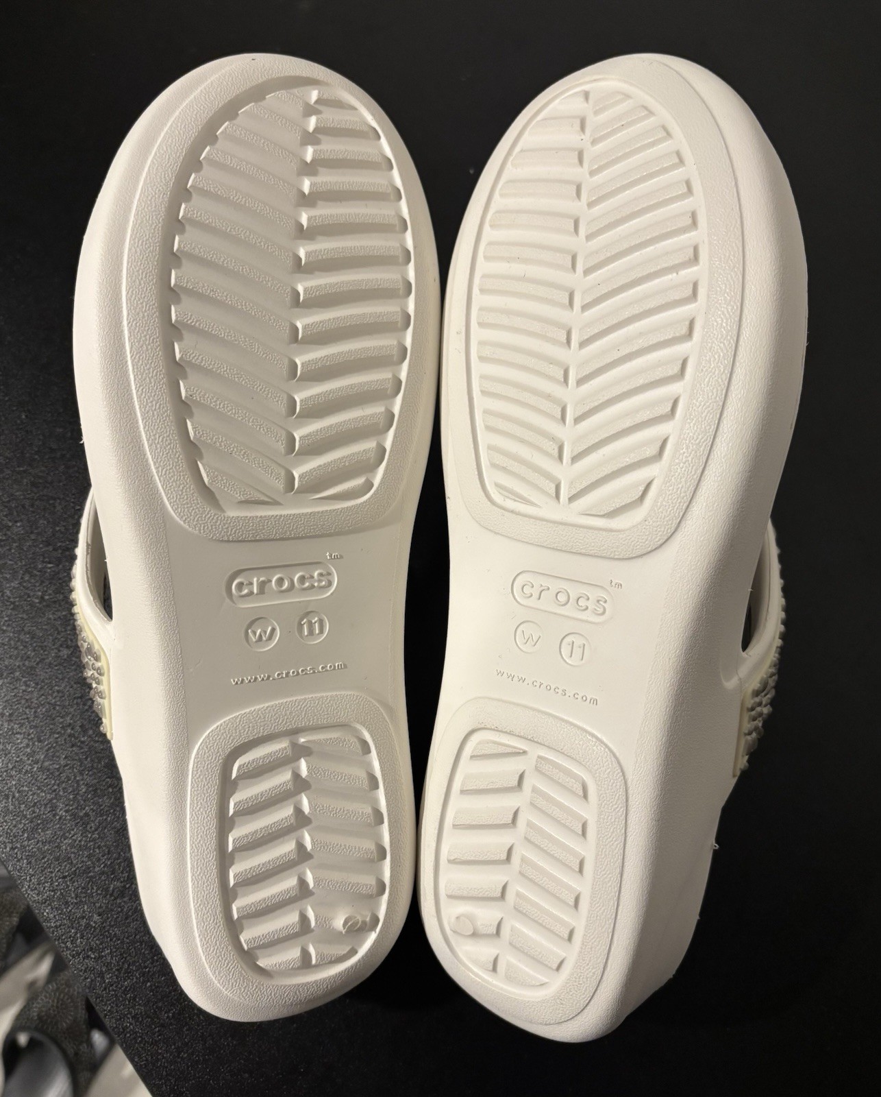 Crocs Monterey Diamante White Wedge Heel Thong Sandals Women’s Sz 11 NEW