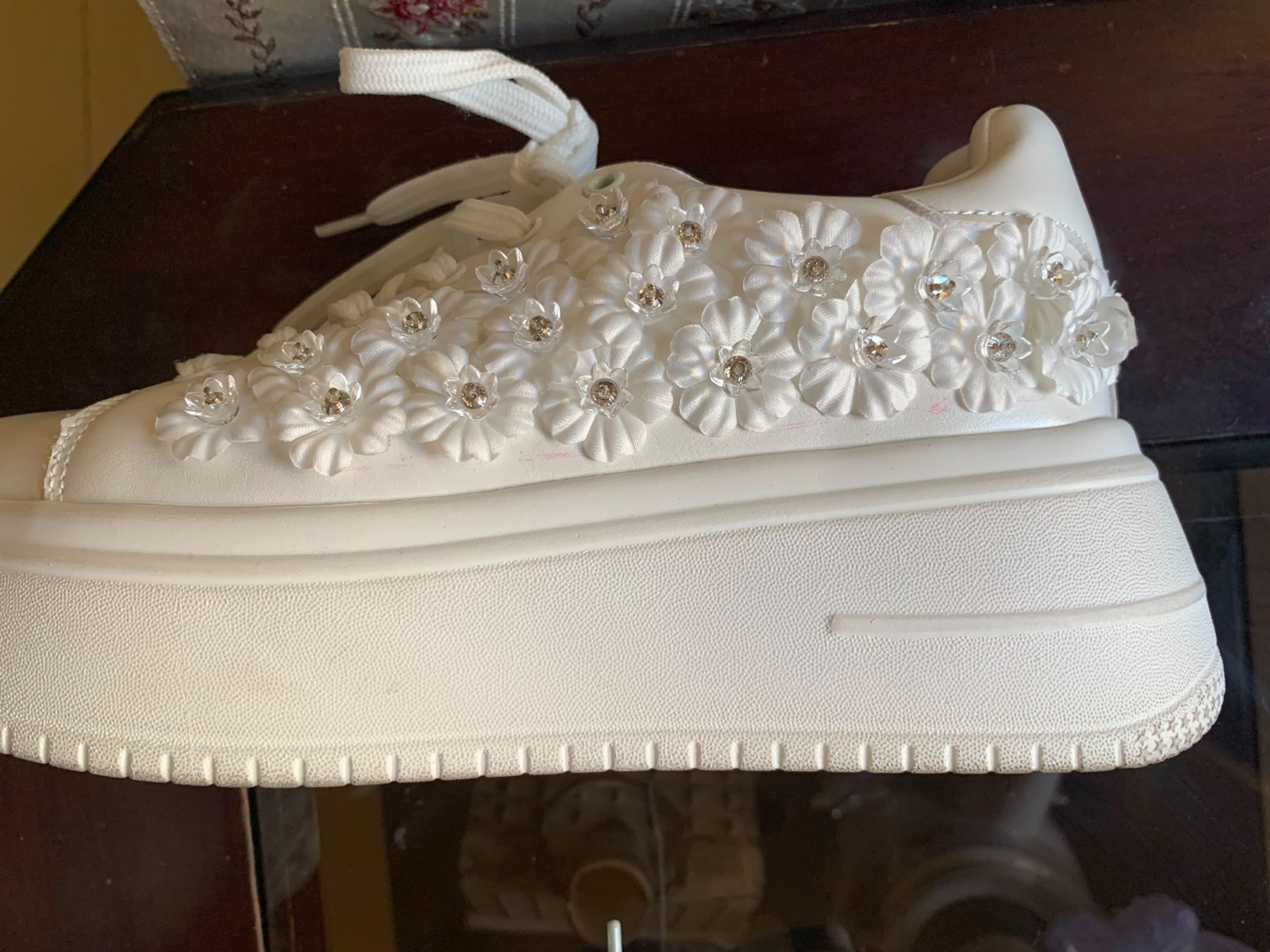 RED ONE White Platform Sneakers Size 38 Floral Embellished 3D Flowers