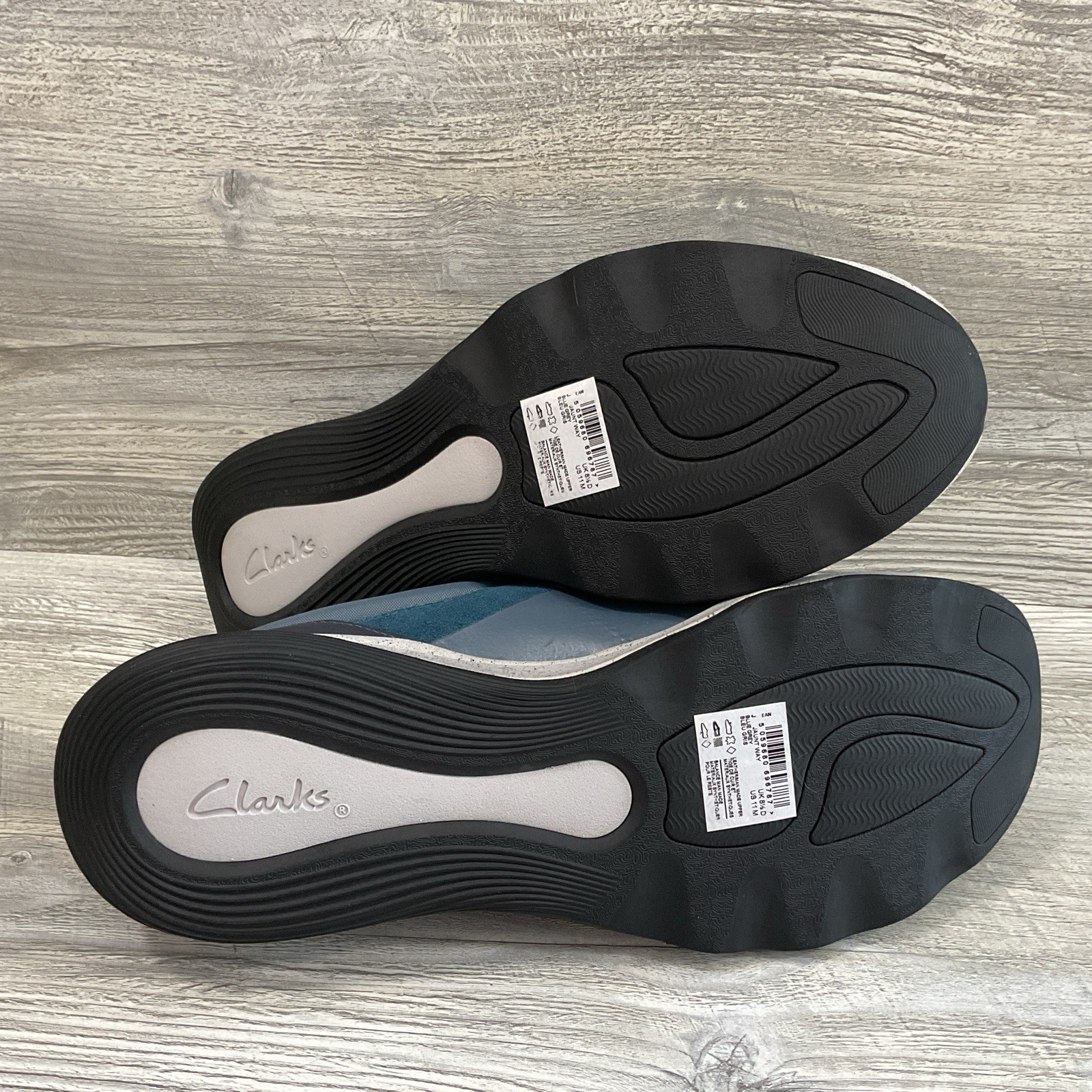 Clarks Jaunt Way Casual Slip-on Sneaker Shoes Blue Suede Women’s Size 11 M NEW