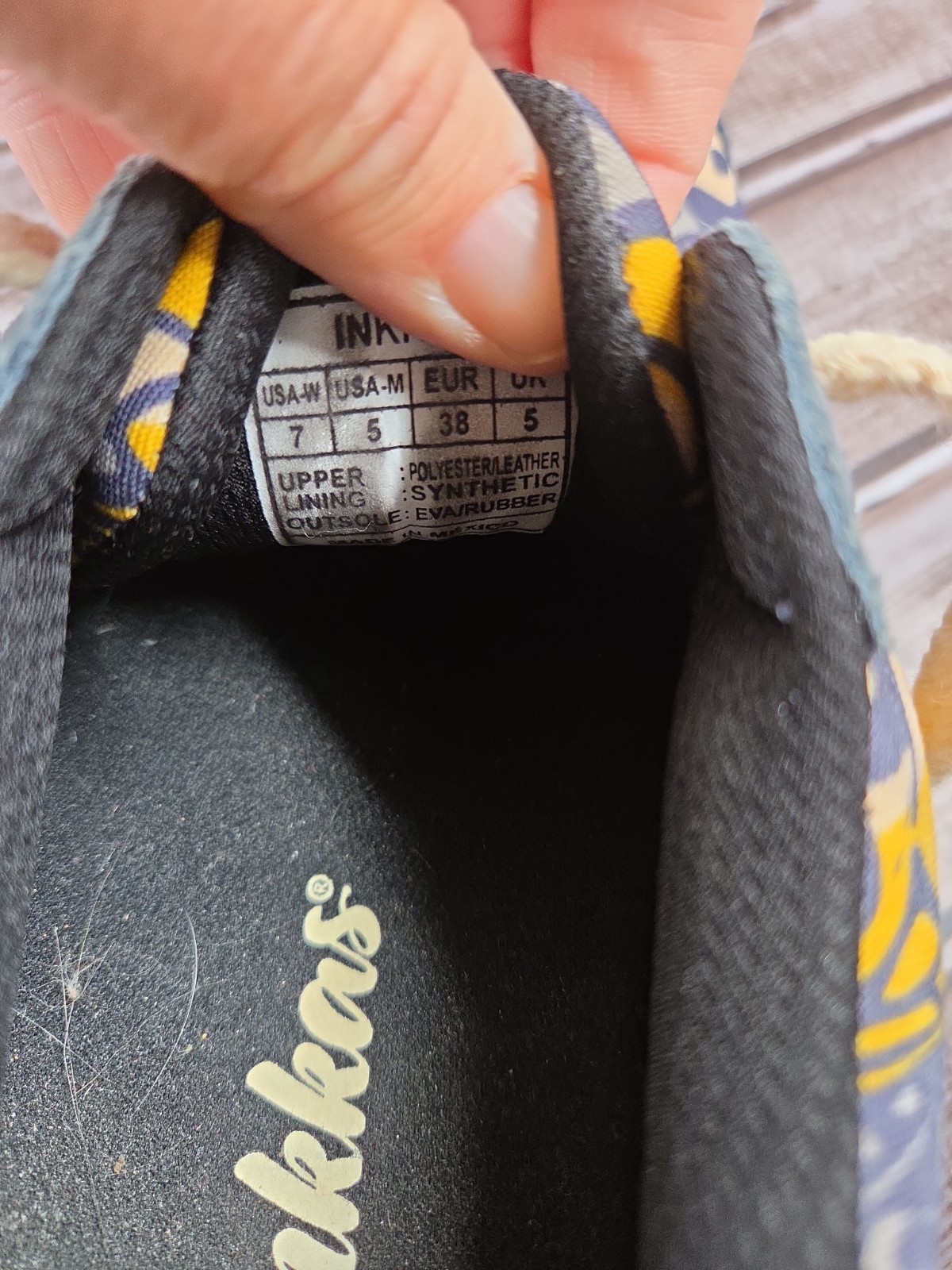 Inkkas Joggers Congo Mustard Sneakers Womens 7 Mens 5 GUC