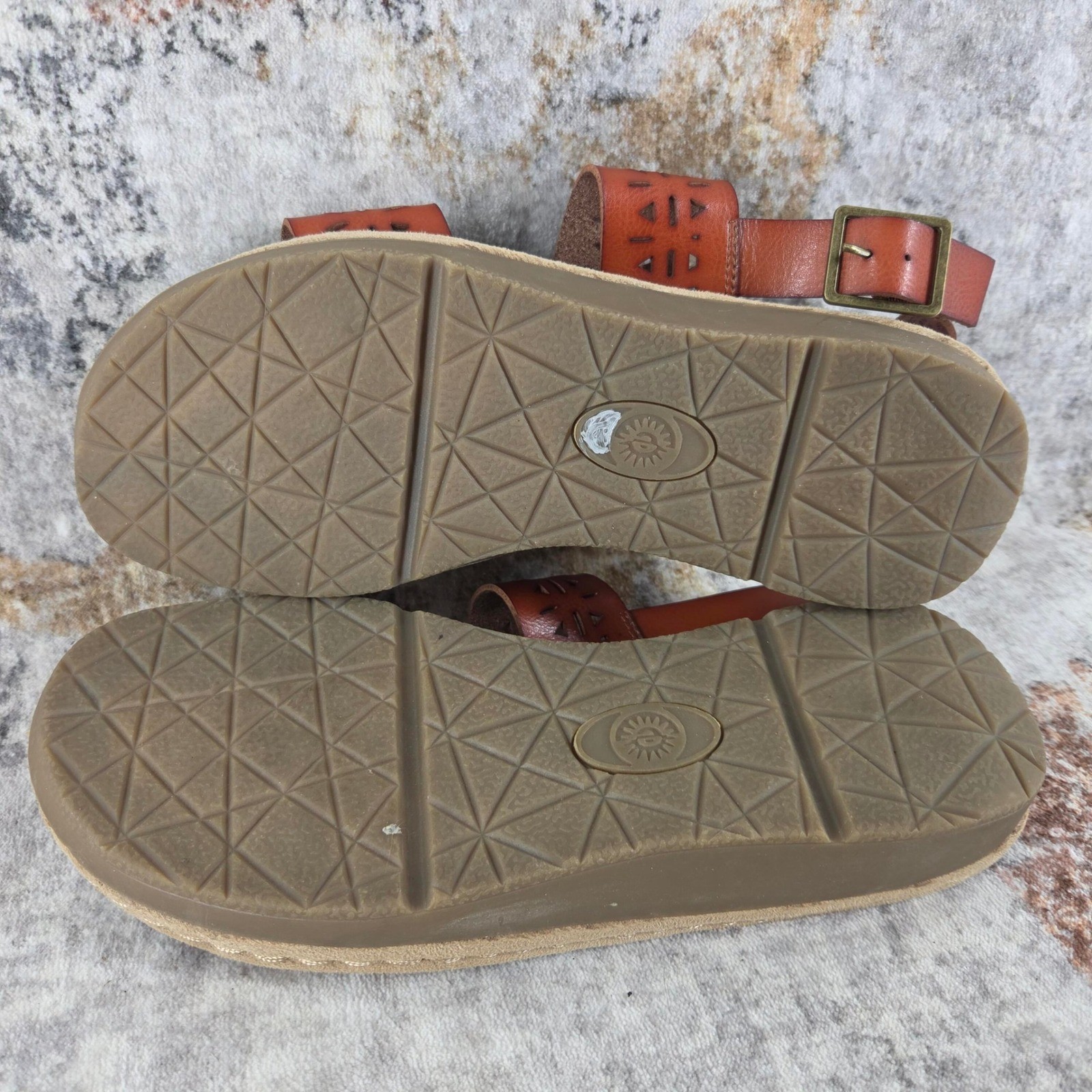 Earth Spirit Wedge Sandals Women 9.5 Cognac Brown Laser Cutout Summer Boho Beach