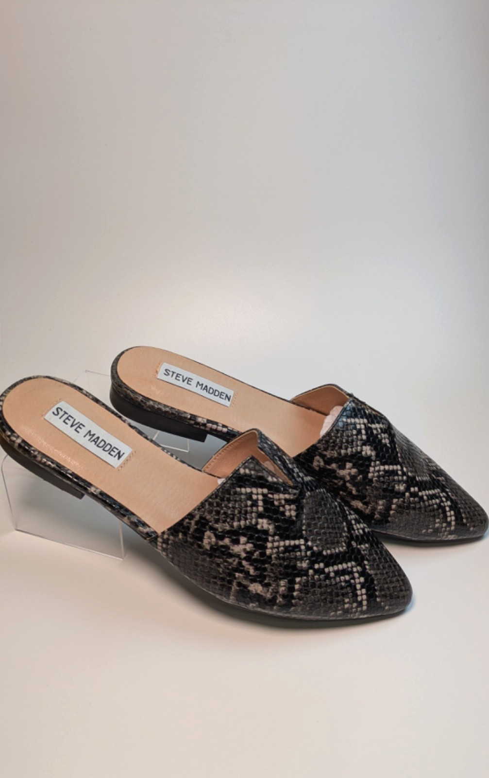 Steve Madden Ally Snake Embossed Slip-On Mule Flats Size 7.5 NWOB Pointed Toe