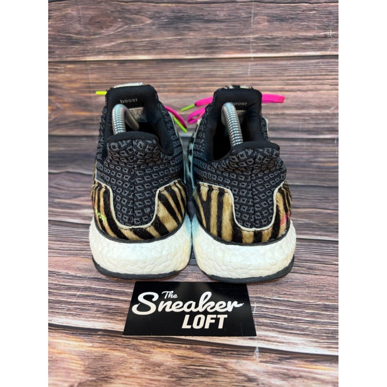 Adidas Ultraboost DNA Zebra Women’s Athletic Shoes Size 9.5