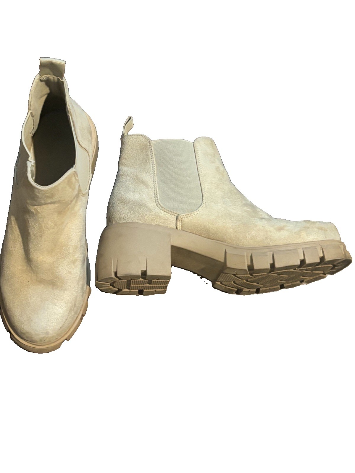 Soda Women’s Chelsea Ankle Boots US 8 Beige Suede Lug Sole Pull Tab Round Toe