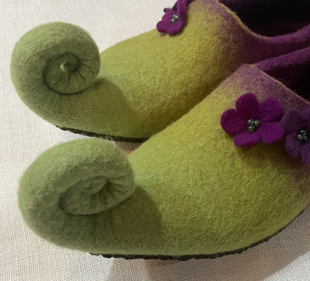 Zavesfelt Fairy/Elf Shoes Women’s US 8.5-9.5 Felted Wool Handmade in Lithuania