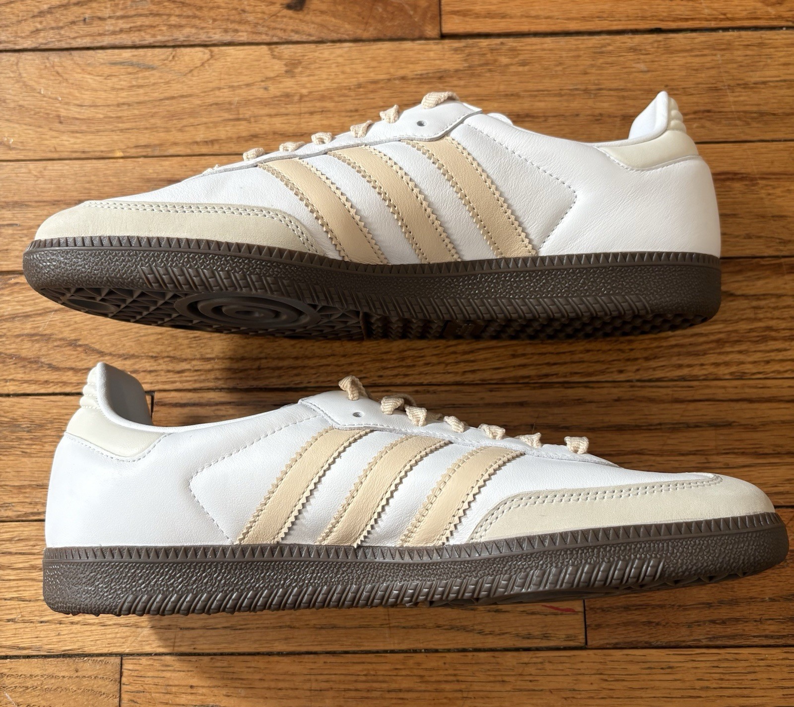 Adidas Samba OG Women 9 White Sand Strata Retro Terrace Gum Sole Sneakers Casual