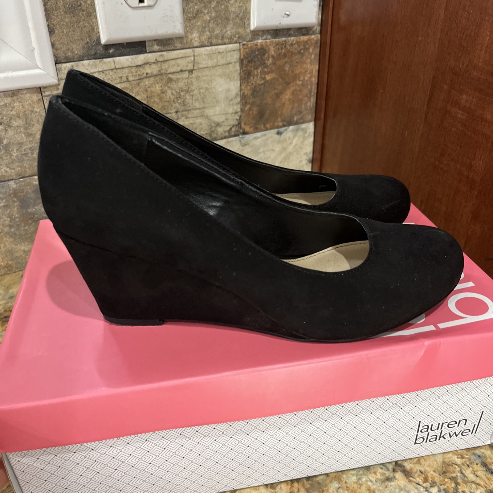 Lauren Blackwell Black Wedge Dress Shoe Women’s Size 7.5 2.5 in heels