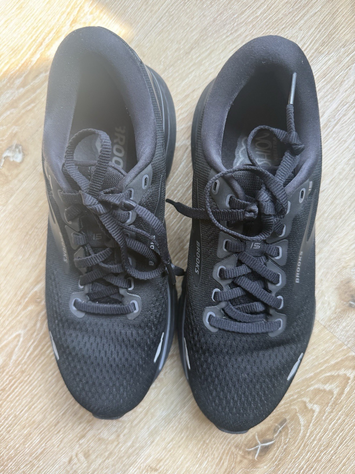Brooks Ghost 15 Wide Black Ebony Mesh Lace-Up Sneakers Rubber Sole 7
