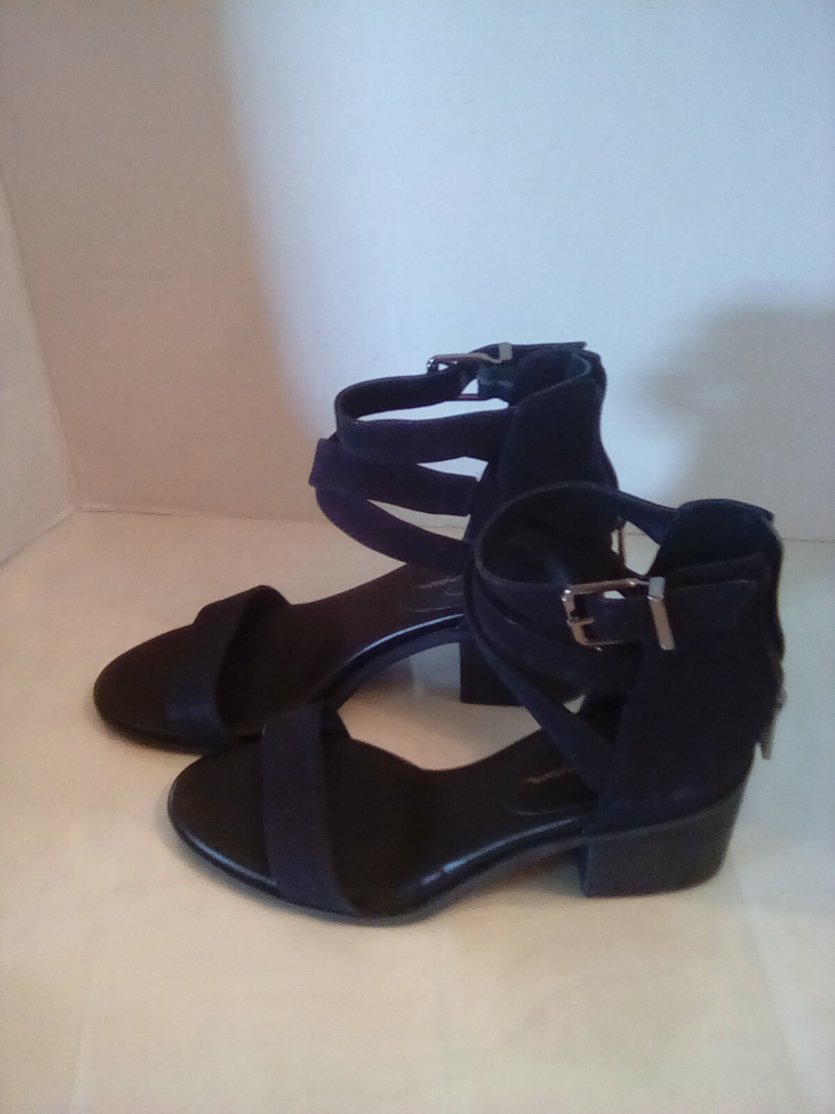 Jessica Simpson Black Strappy Heels,6 12