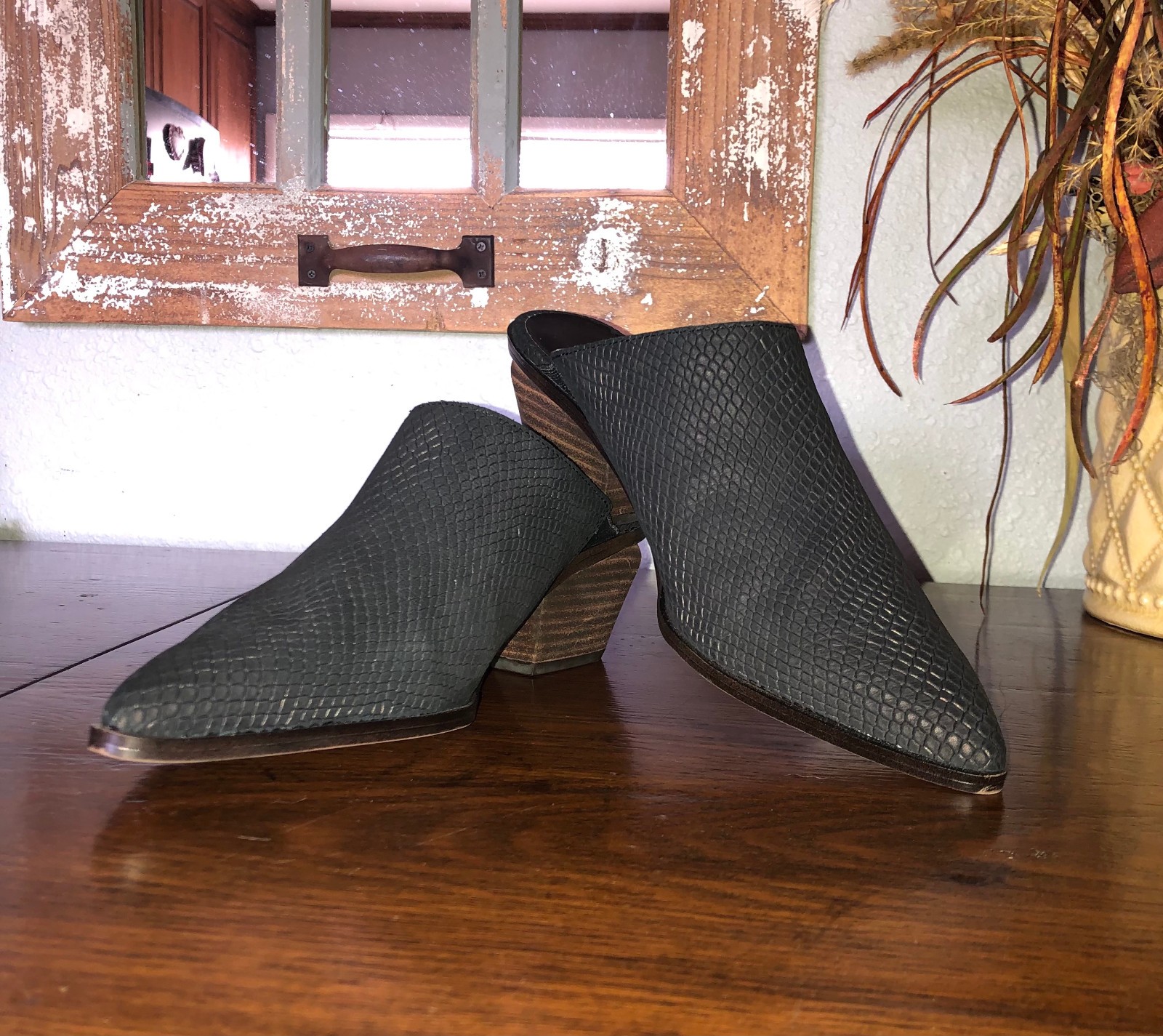 Franco Sarto Sonia Womens Western Mule Sz 8 Bk Embossed Leather Up Never Worn