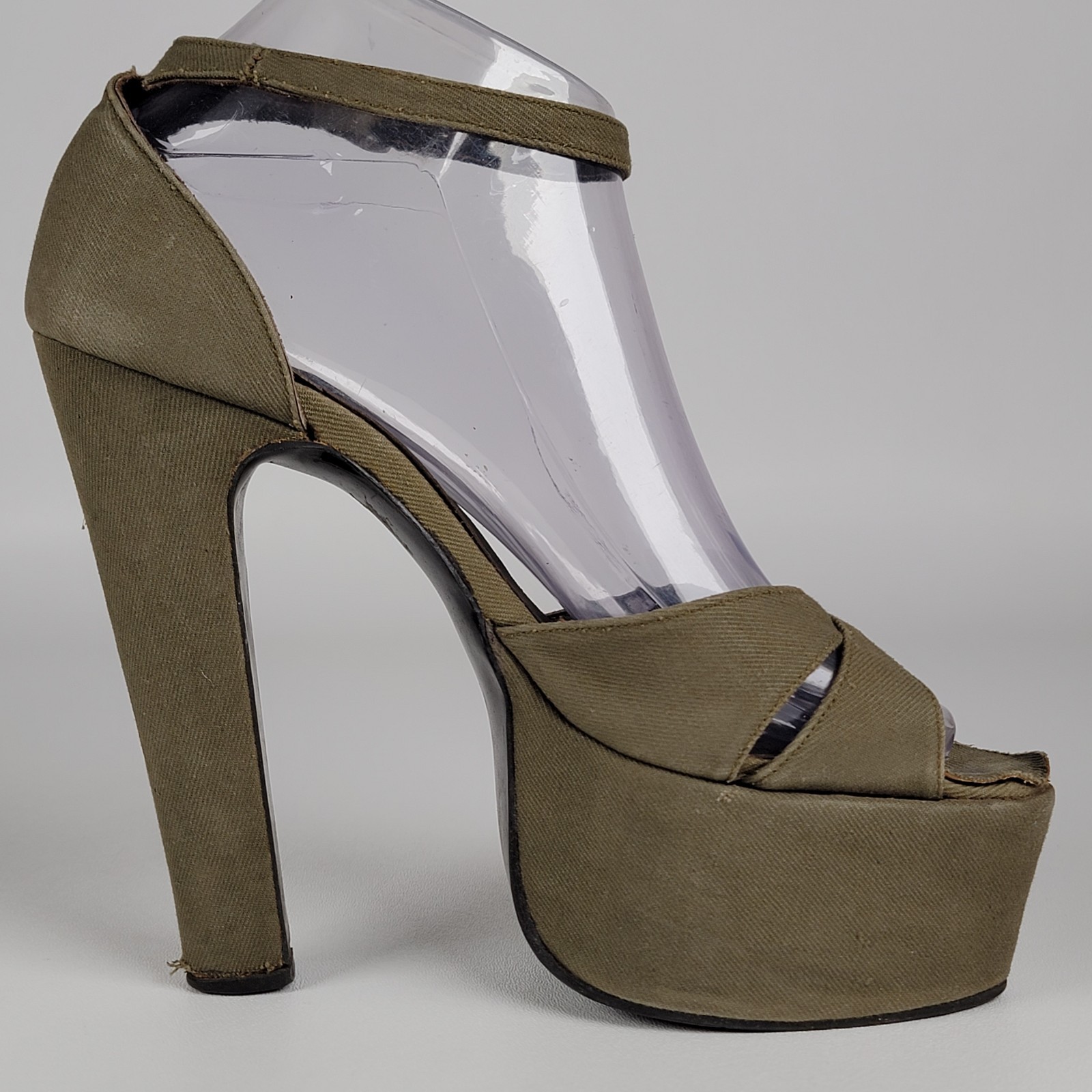 Vintage chunky block heel and towering platform women’s 7.5-8 see photos