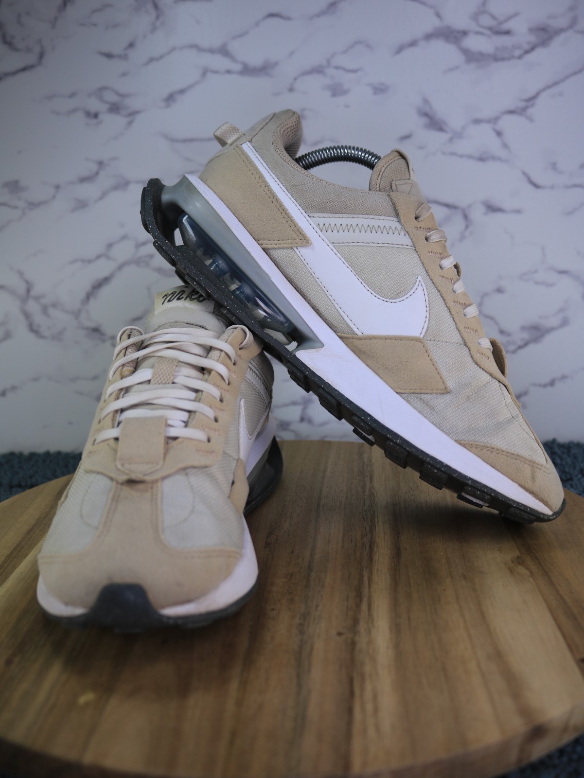 Nike Air Max Pre Day Light Bone SandDrift Cream Gray White DM8259-002 Womens 9.5