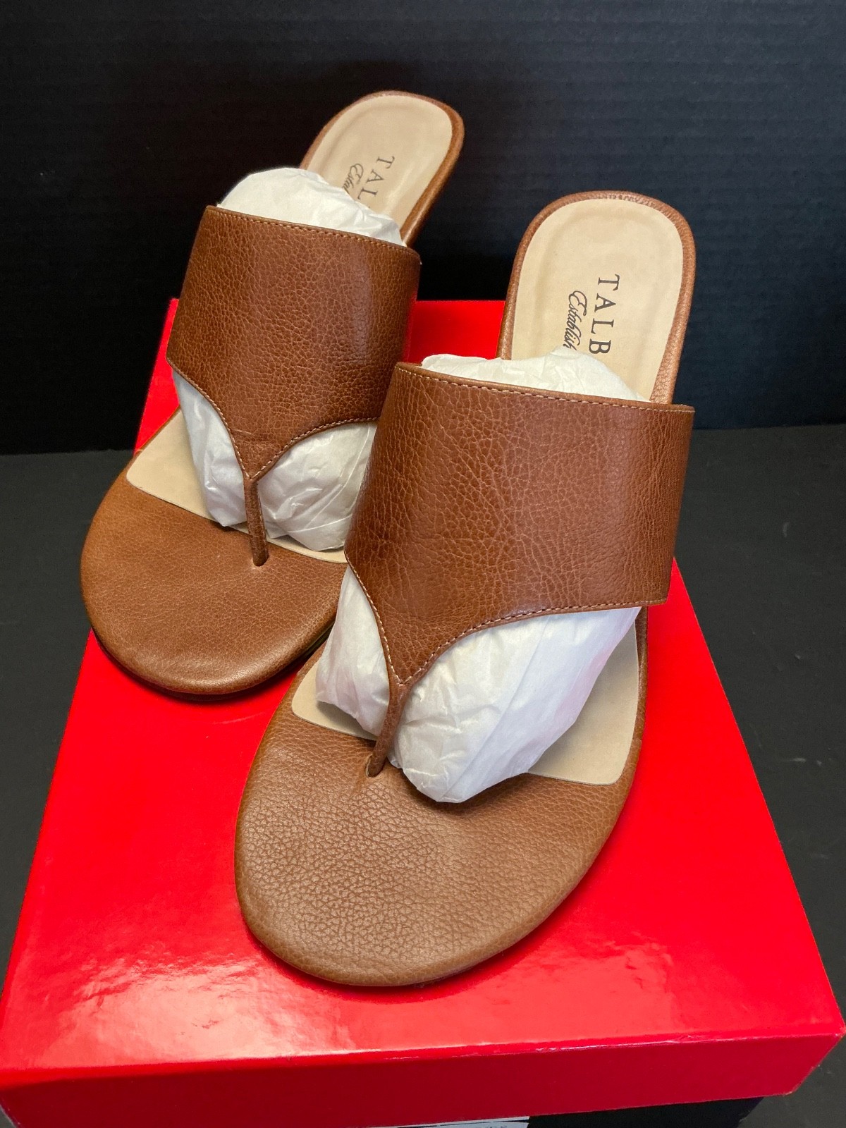 TALBOTS DANTE5 high heel thong Sandals NIB SZ 6M brown leather Women shoe