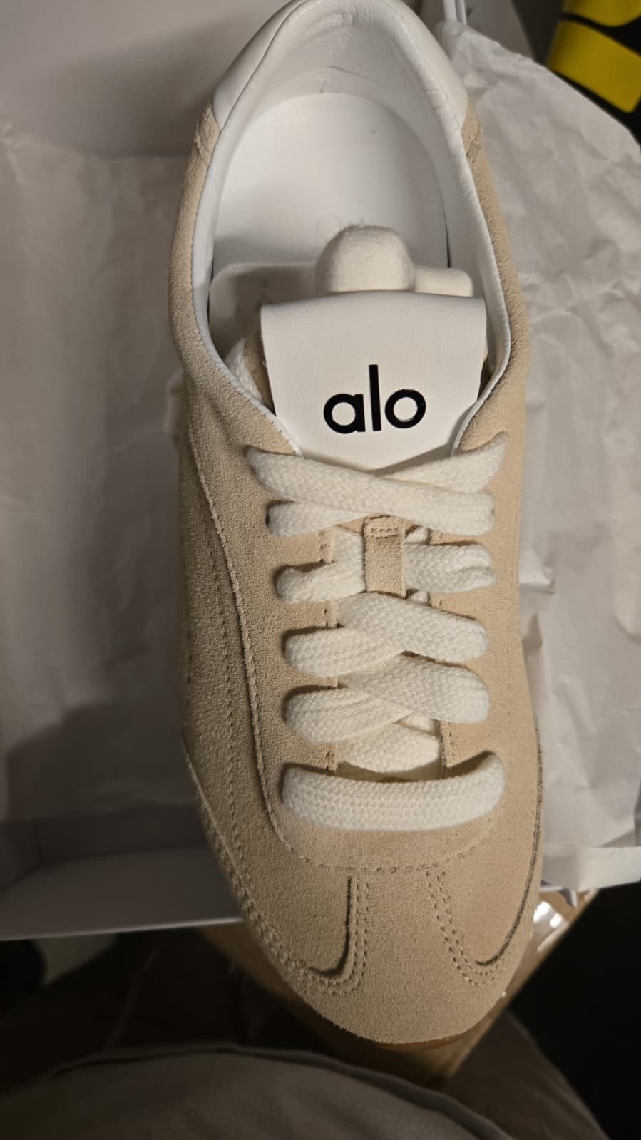 ALO Sunset Sneaker – NEW With Box – W 6.5 – Sandstone/White
