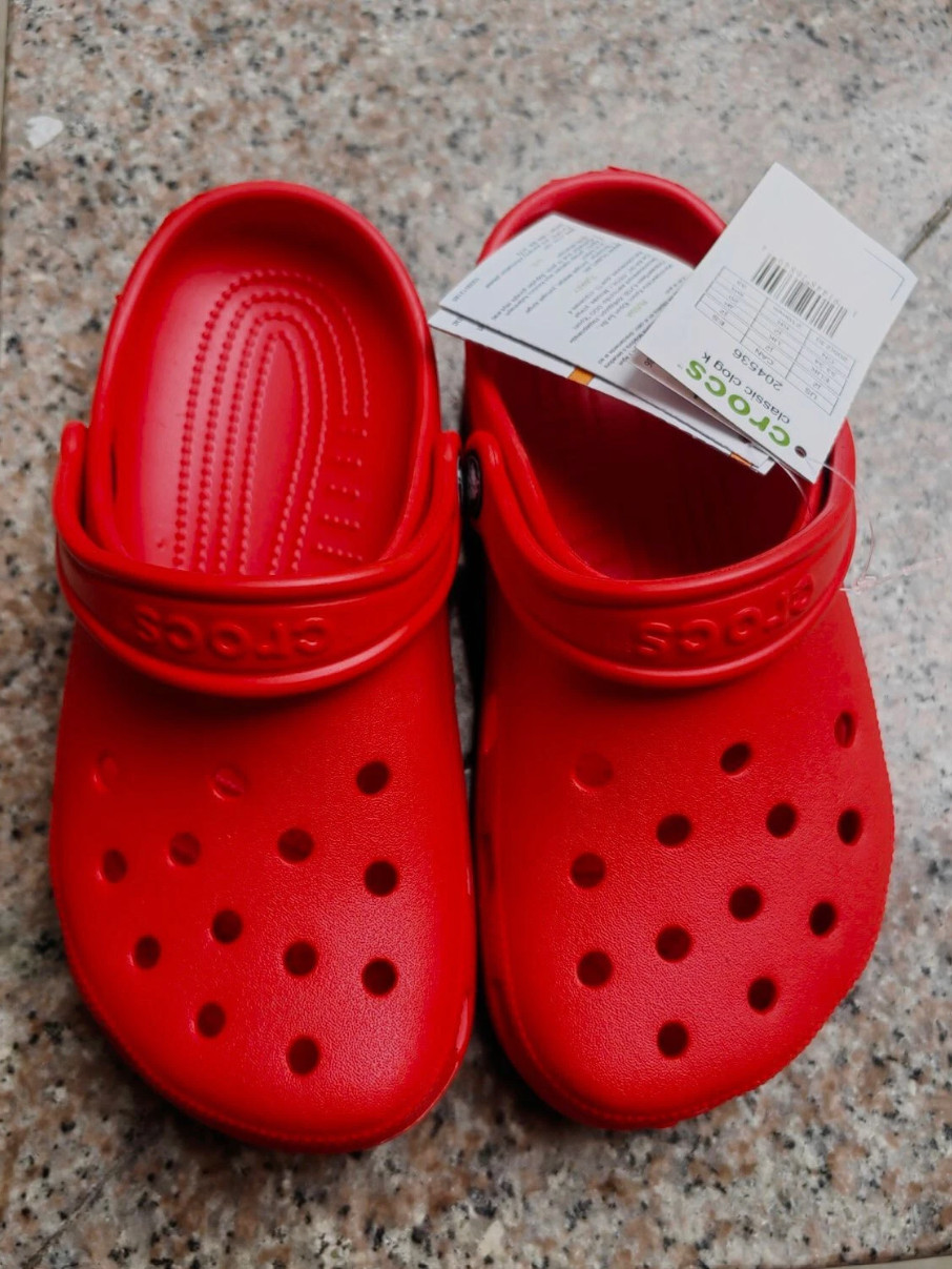 Original Crocs Classic Clog – Red- Men M11 – Brand New