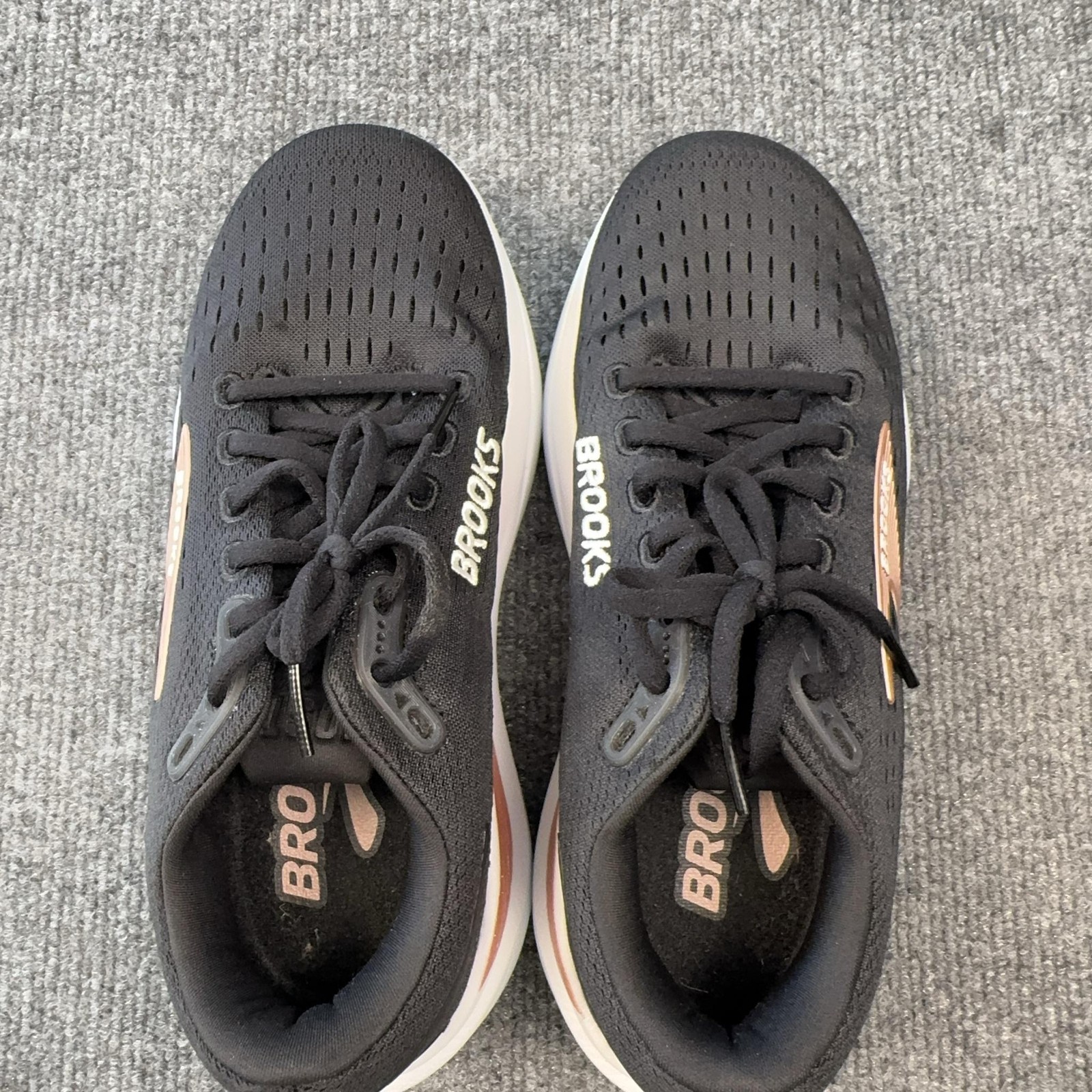 Brooks Ghost Max Running Shoes Womens Size 6.5D Black Wide 1204571D043