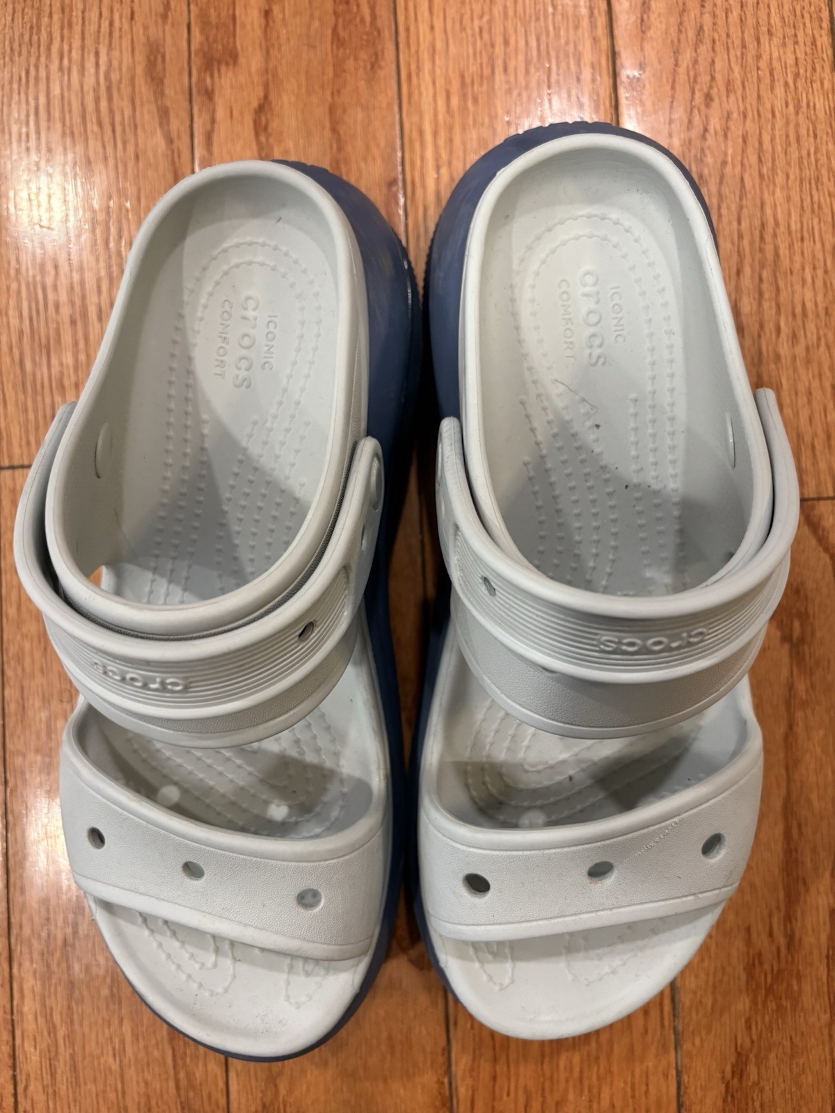 Crocs Mega Crush Platform Sandals Gray Navy Women’s Size 9 Dual Strap Croslite