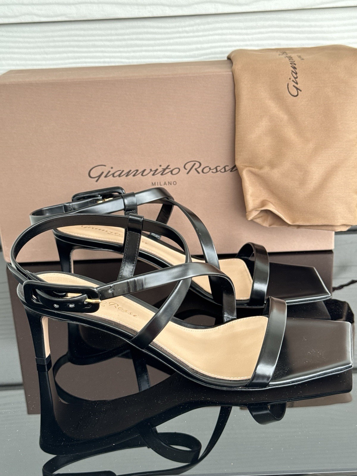 Gianvito Rossi Lindsay Sandal Black Leather Strappy Heel Size 36 New With Box