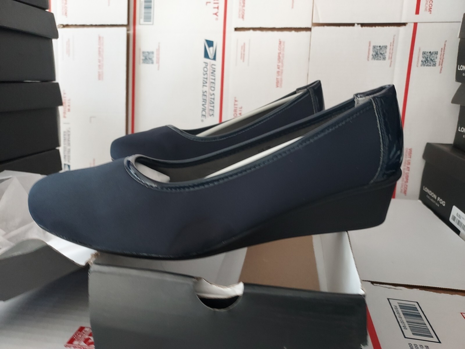 LONDON FOG Chester NAVY BLUE Neoprene Dress Wedge womens size 10 M, #trl8